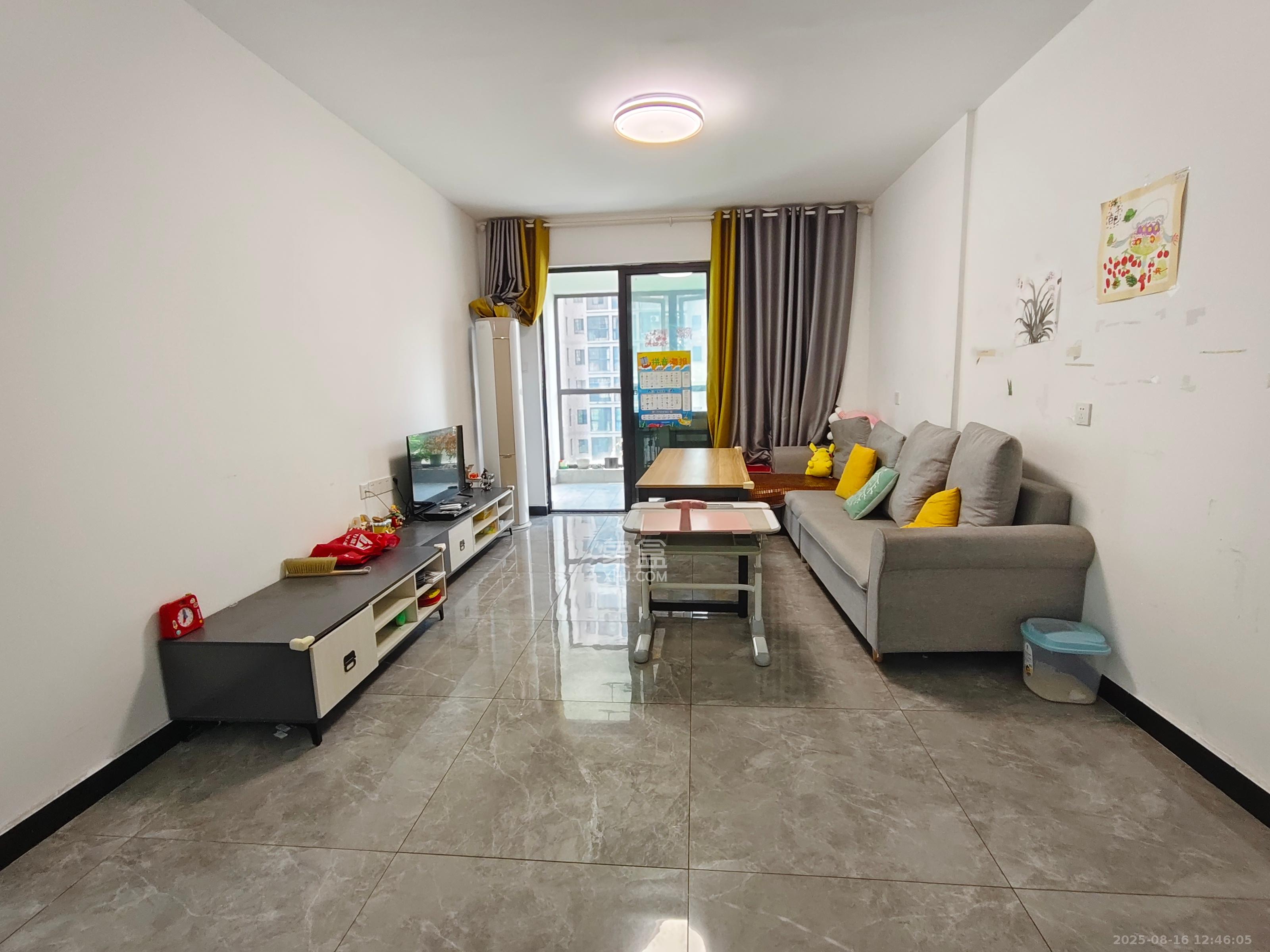 康桥长郡 3室2厅2卫 2300.0元/月 康桥长郡 3室2厅2卫 2300.0元/月室内图