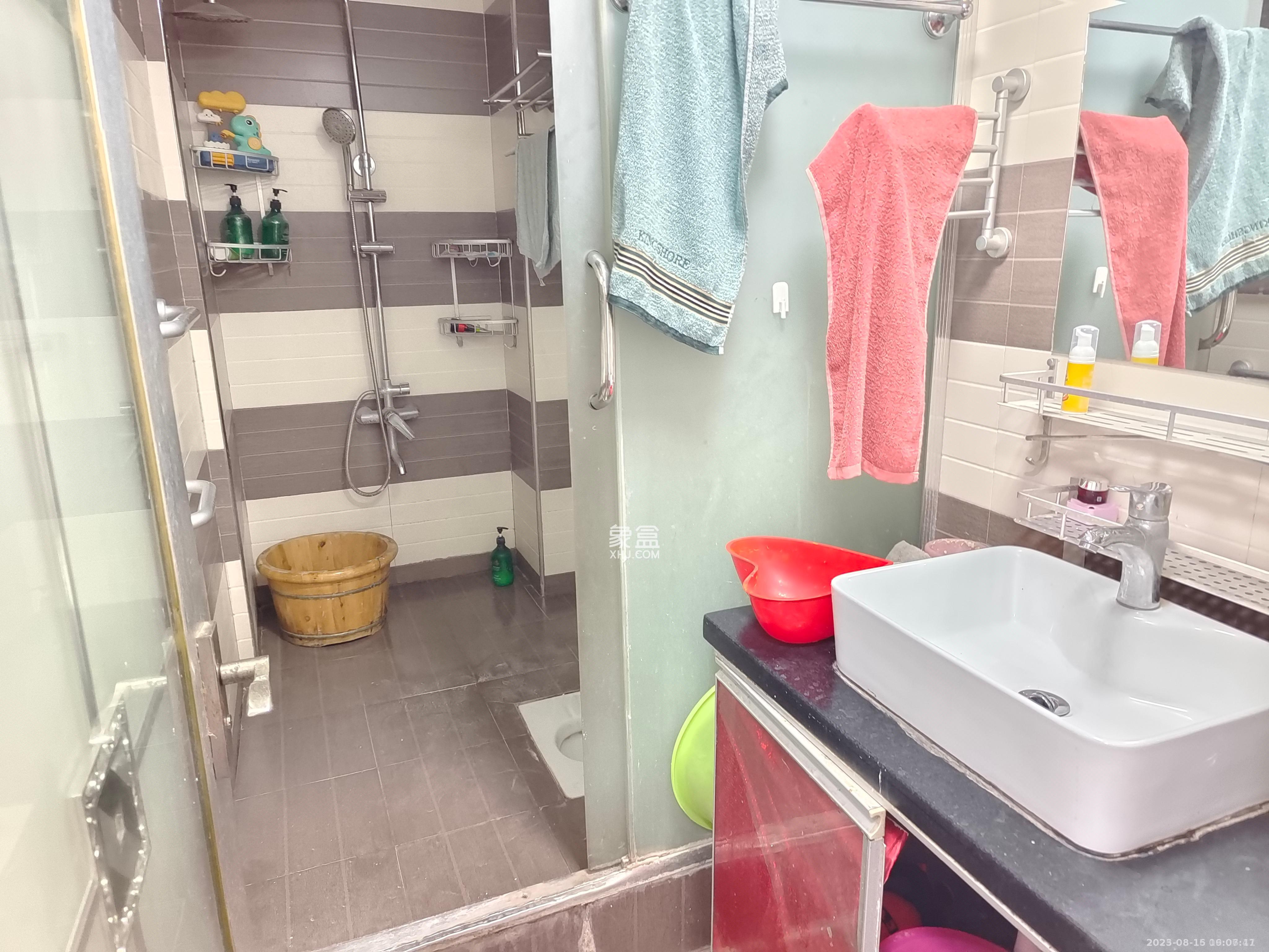 阳光100三期 3室2厅1卫 2200.0元/月 阳光100三期 3室2厅1卫 2200.0元/月室内图