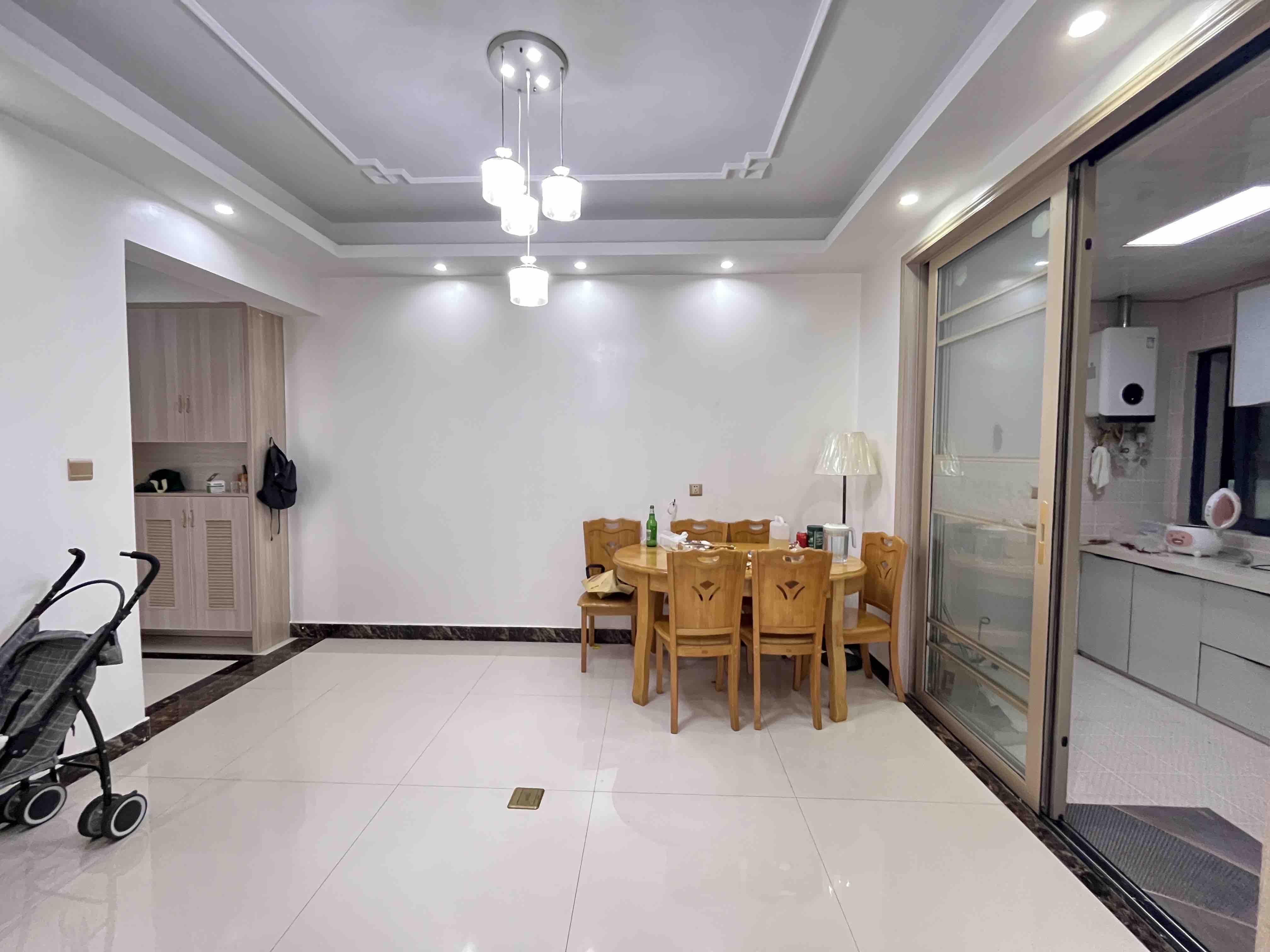 熙城春天 4室2厅2卫 1666.0元/月 熙城春天 4室2厅2卫 1666.0元/月室内图