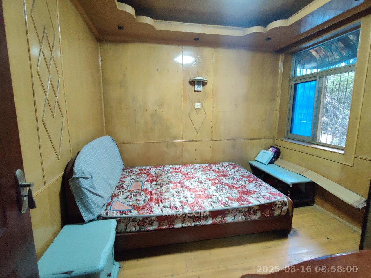 蒋家垅社区  2室2厅1卫   1400.00元/月室内图