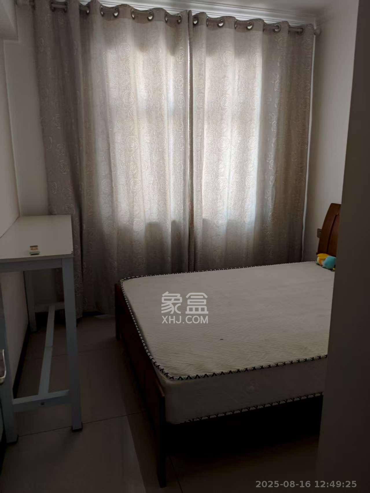 景塘家园  3室2厅1卫   2400.00元/月室内图