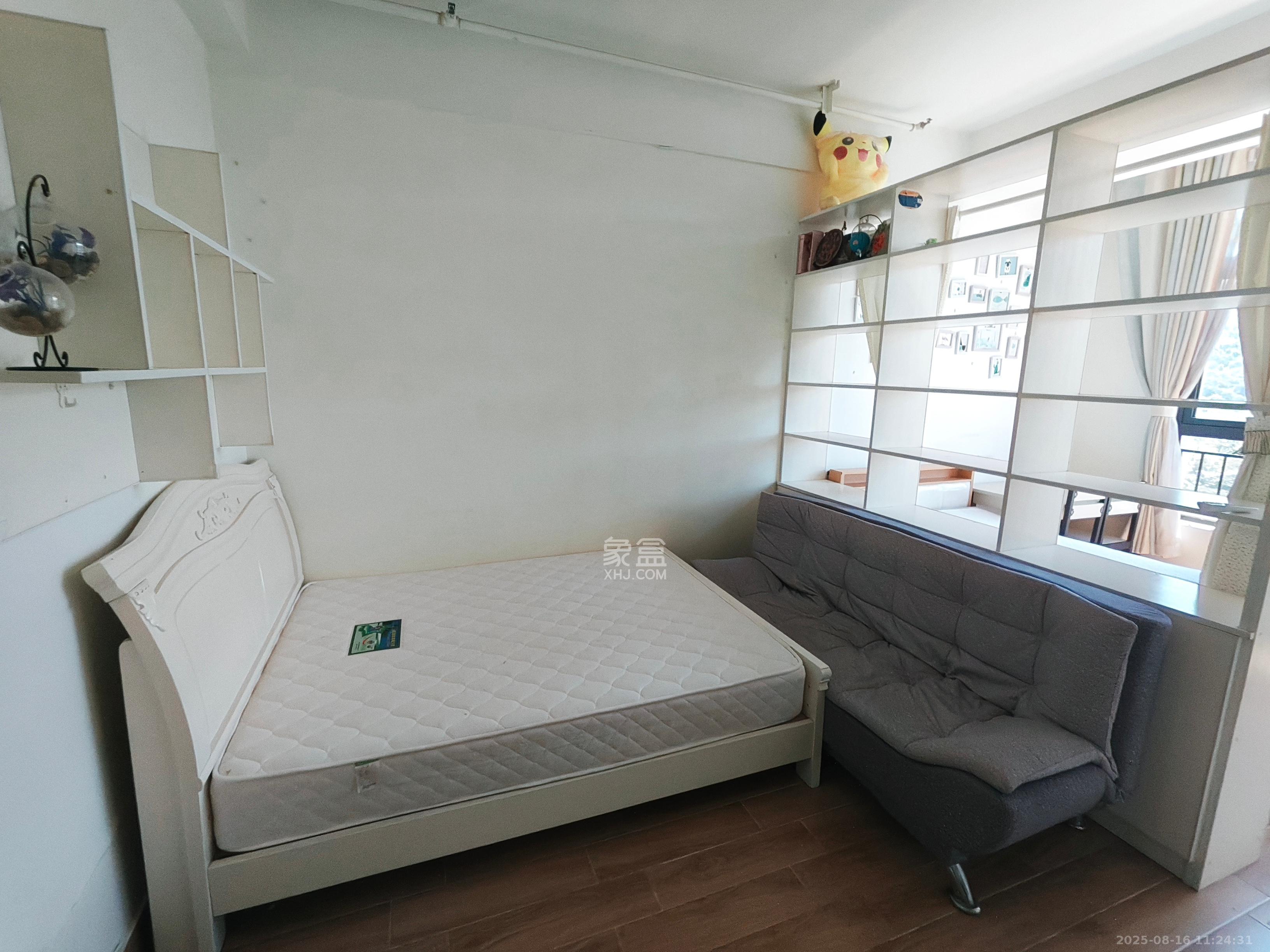 金茂梅溪湖 1室1厅1卫 1600.0元/月 金茂梅溪湖 1室1厅1卫 1600.0元/月室内图