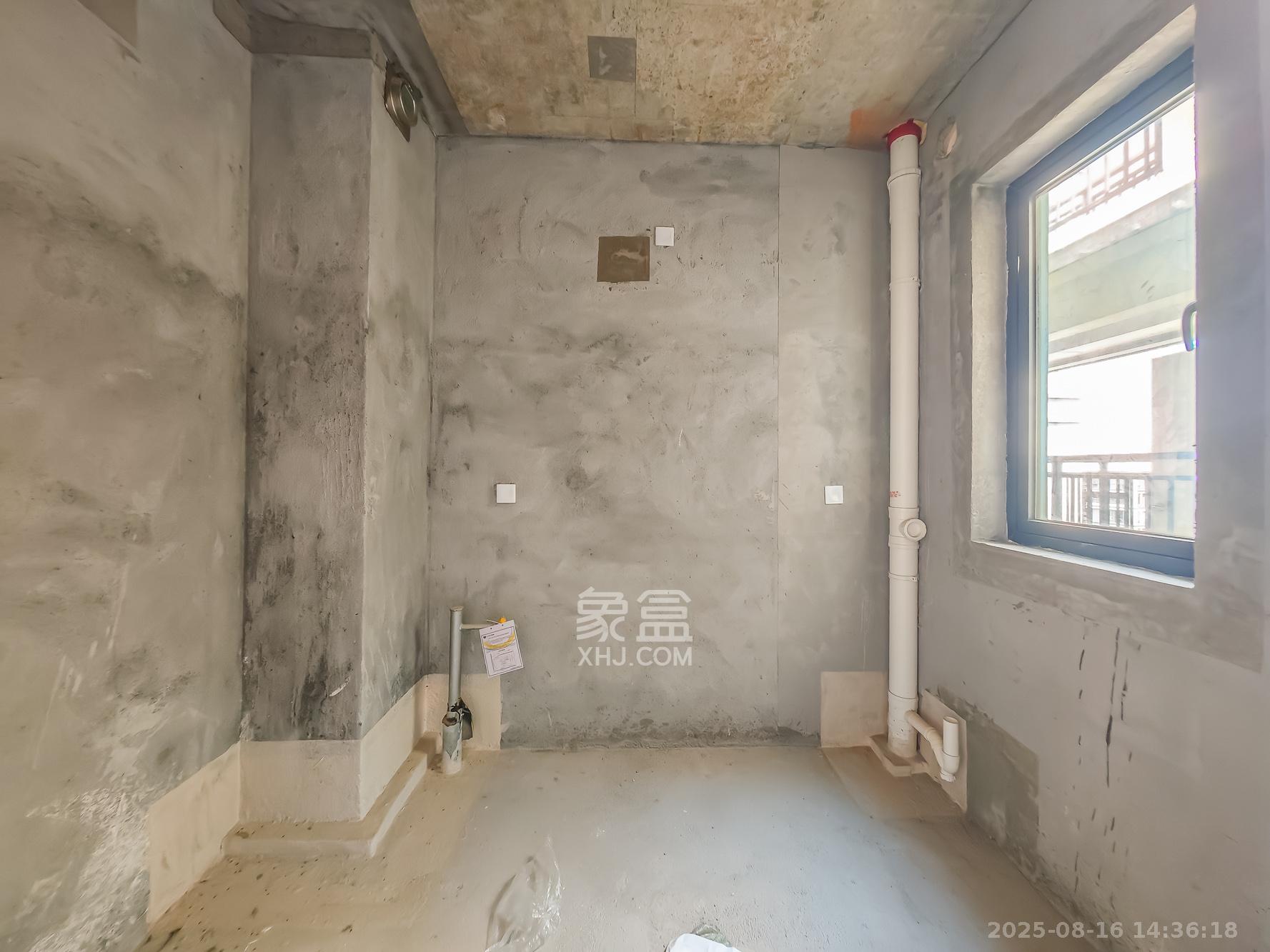 长沙融创城  3室2厅1卫    50.0万厨房