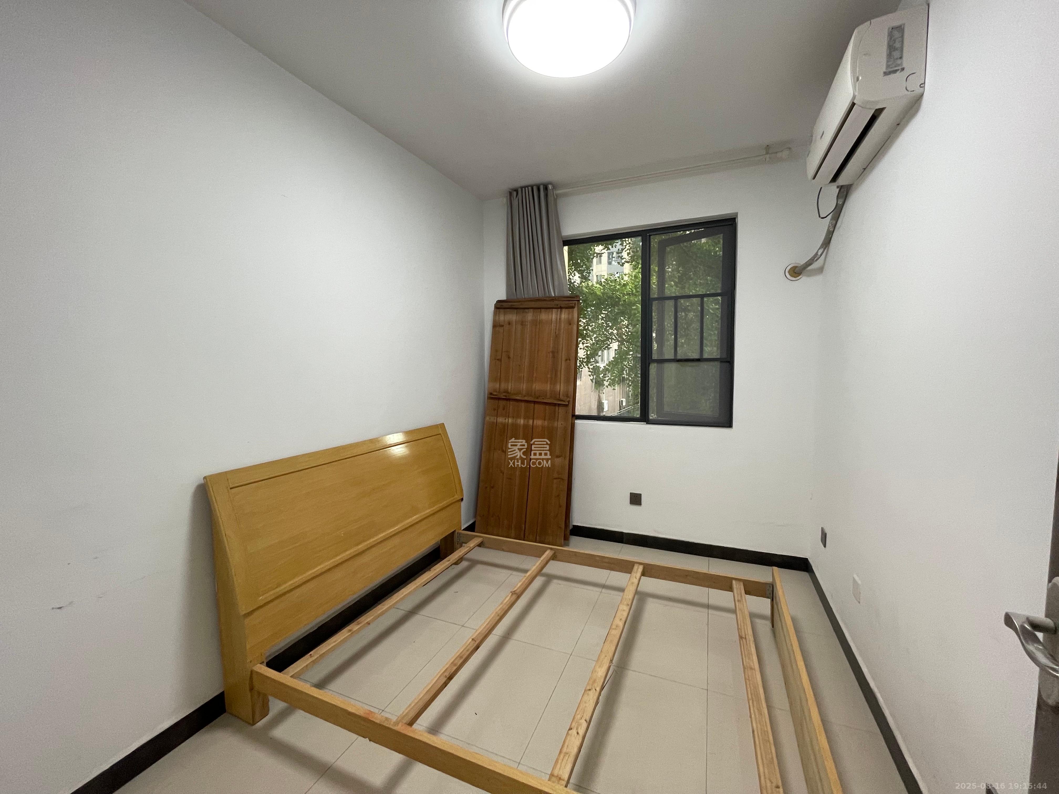 中国铁建梅溪青秀一期  3室2厅1卫   2200.00元/月室内图