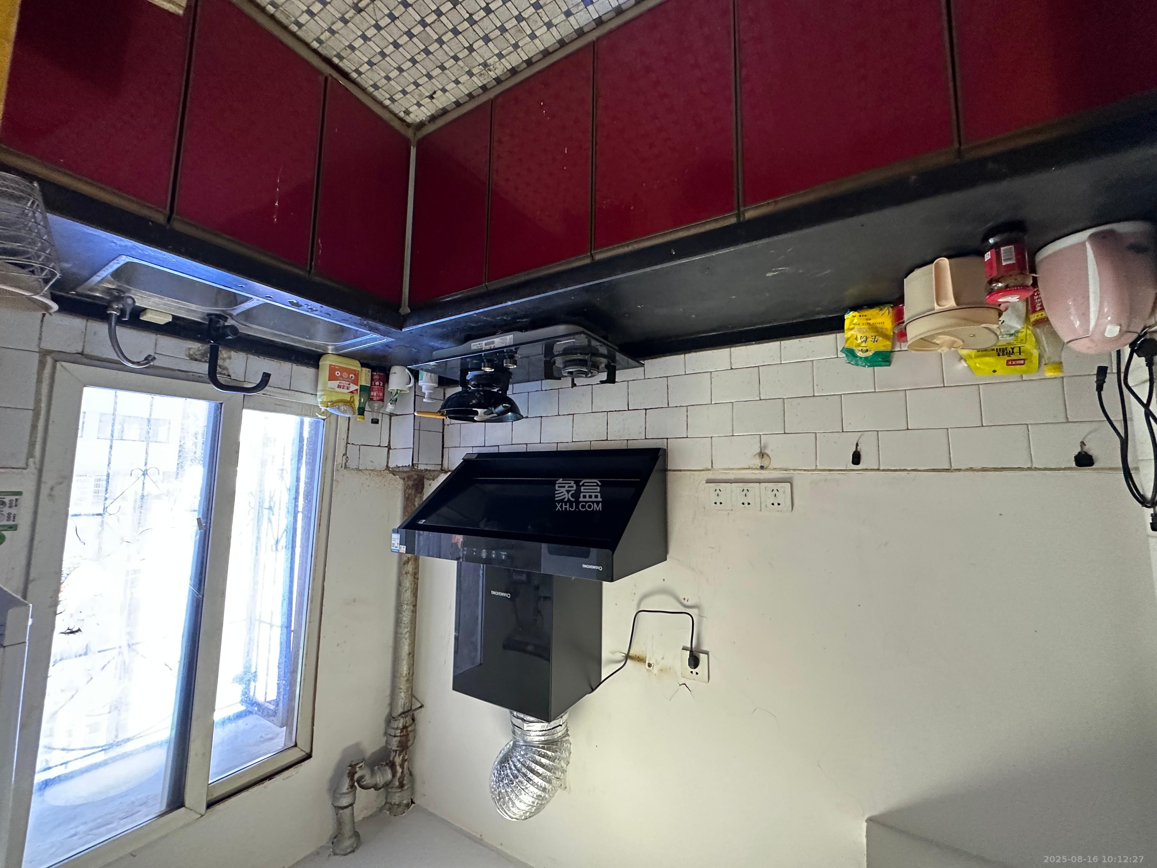 湘运新村 3室2厅1卫 1600.0元/月 湘运新村 3室2厅1卫 1600.0元/月室内图