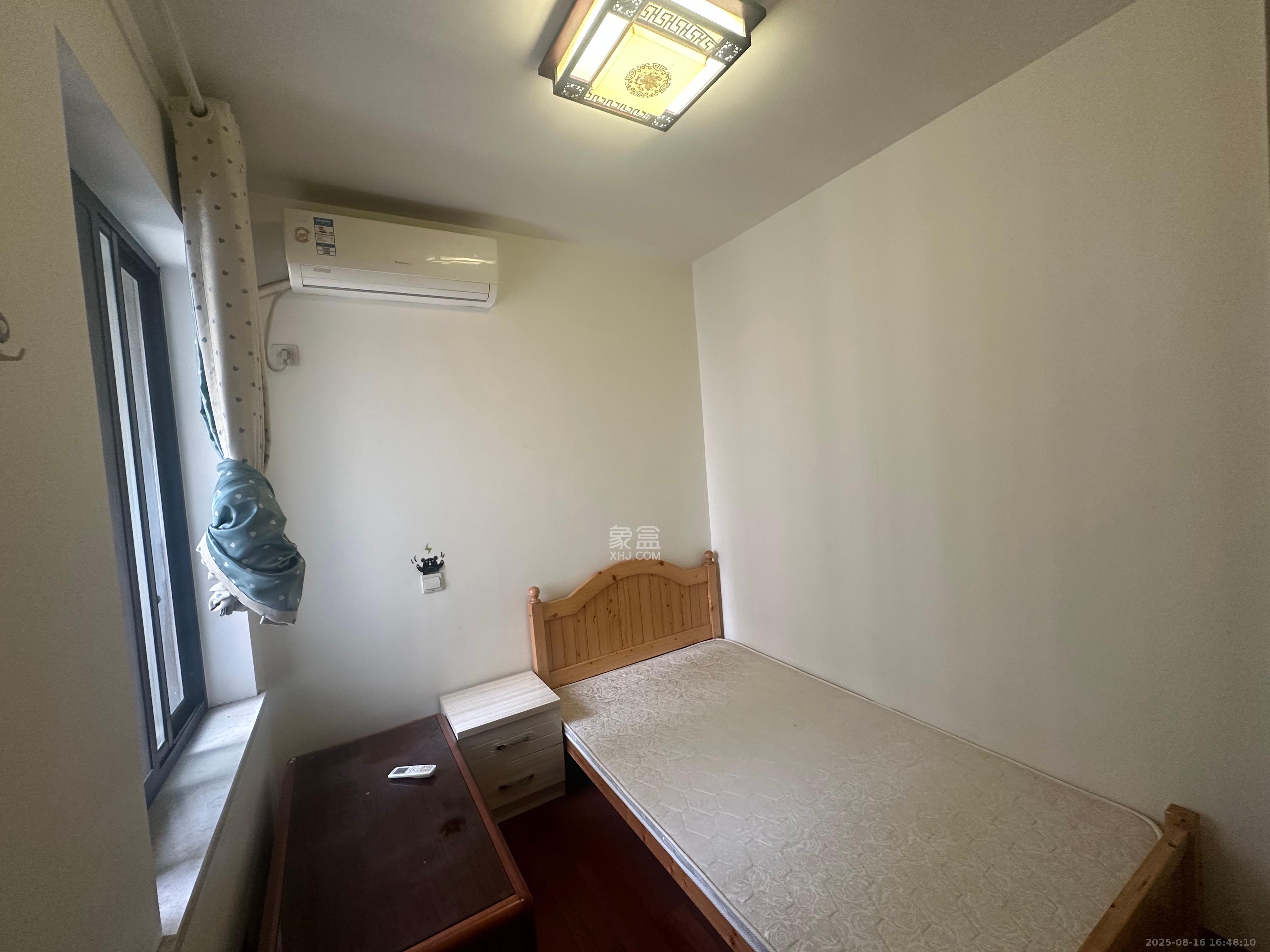 和泓梅溪四季 2室2厅1卫 2300.0元/月 和泓梅溪四季 2室2厅1卫 2300.0元/月室内图