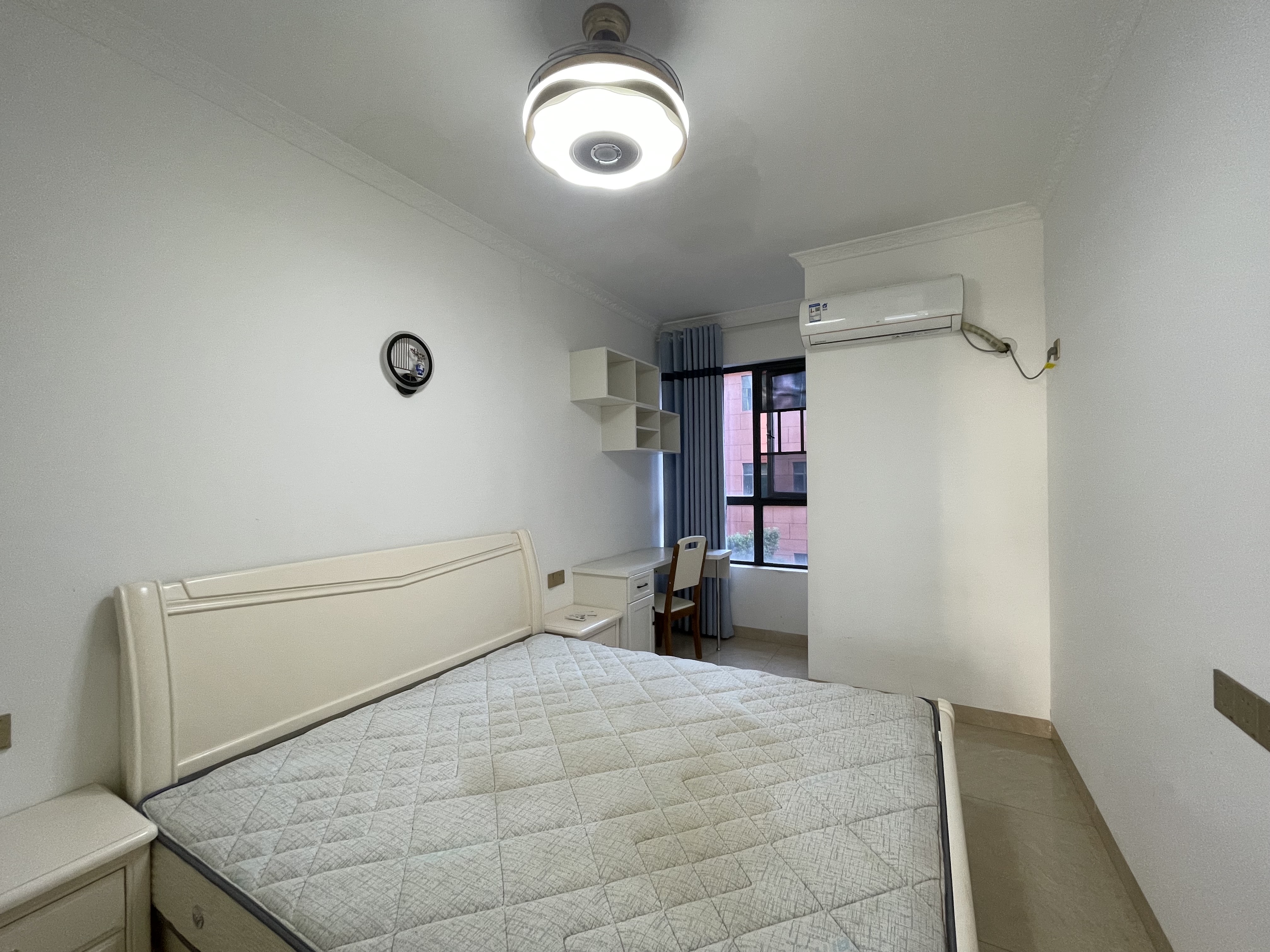 五江碧桂园城市广场 4室2厅2卫 2500.0元/月 五江碧桂园城市广场 4室2厅2卫 2500.0元/月室内图