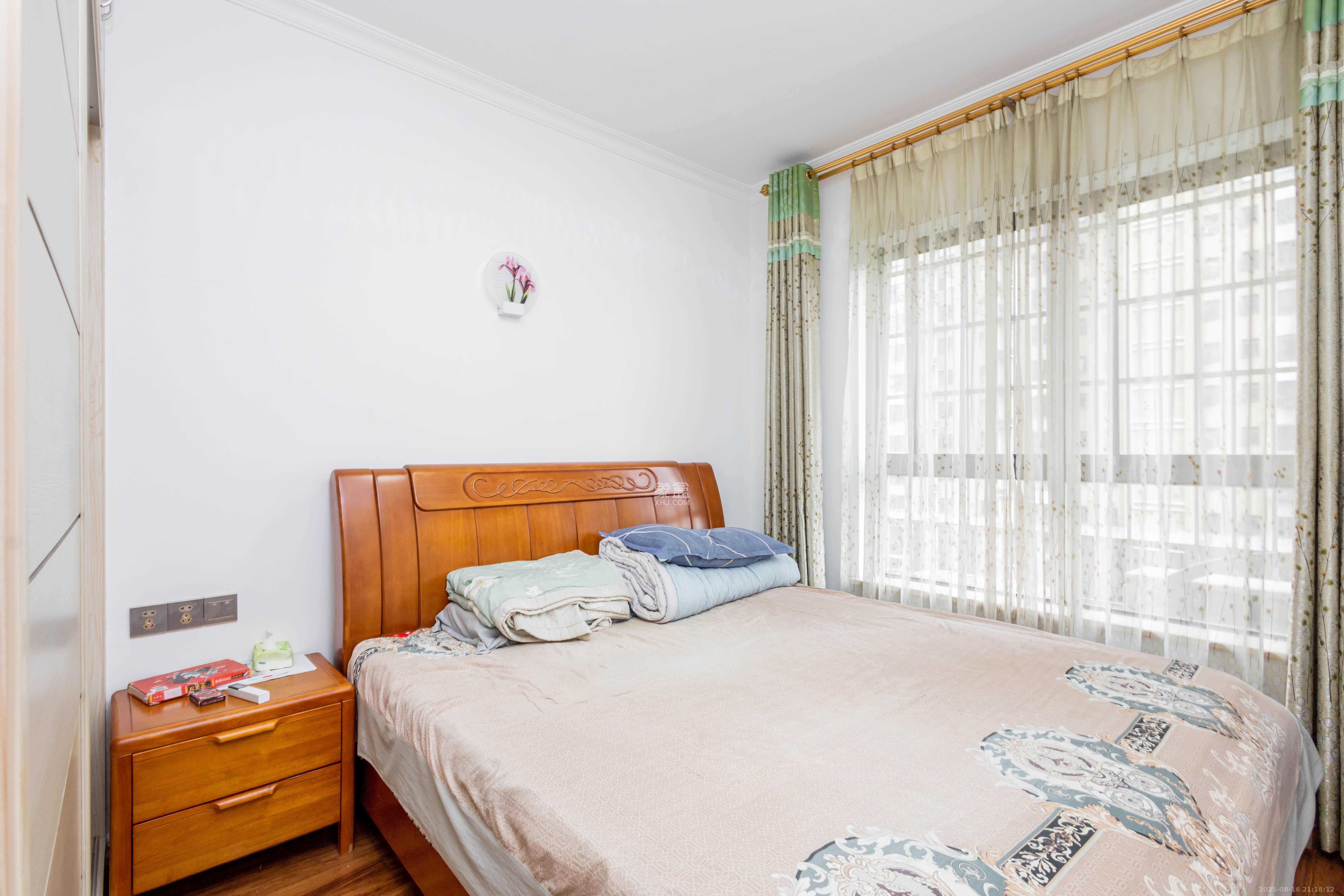 中国铁建国际城二期 3室2厅1卫 65.0万 中国铁建国际城二期 3室2厅1卫 65.0万卧室