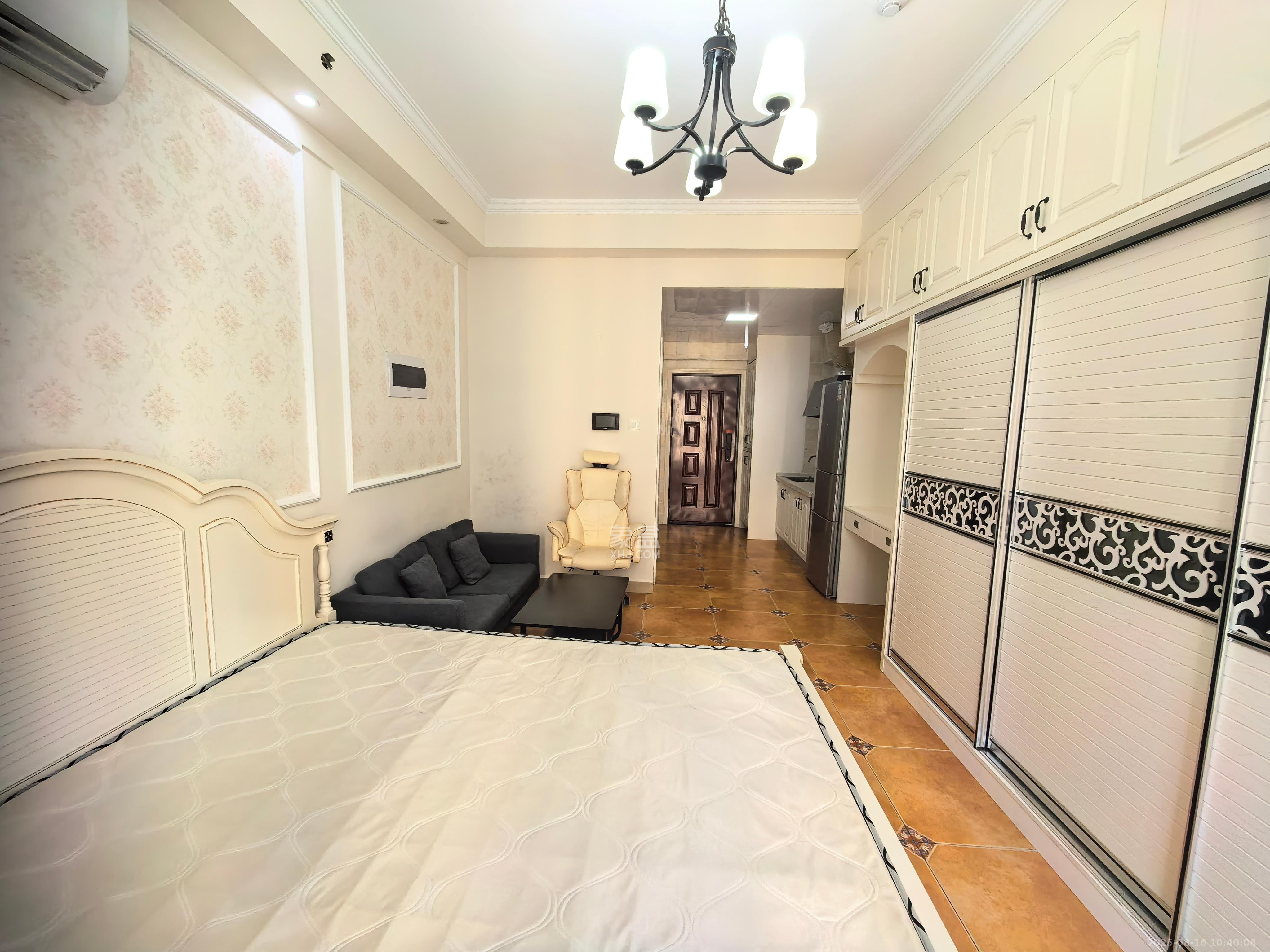 方略城市广场 1室1厅1卫 1400.0元/月 方略城市广场 1室1厅1卫 1400.0元/月室内图