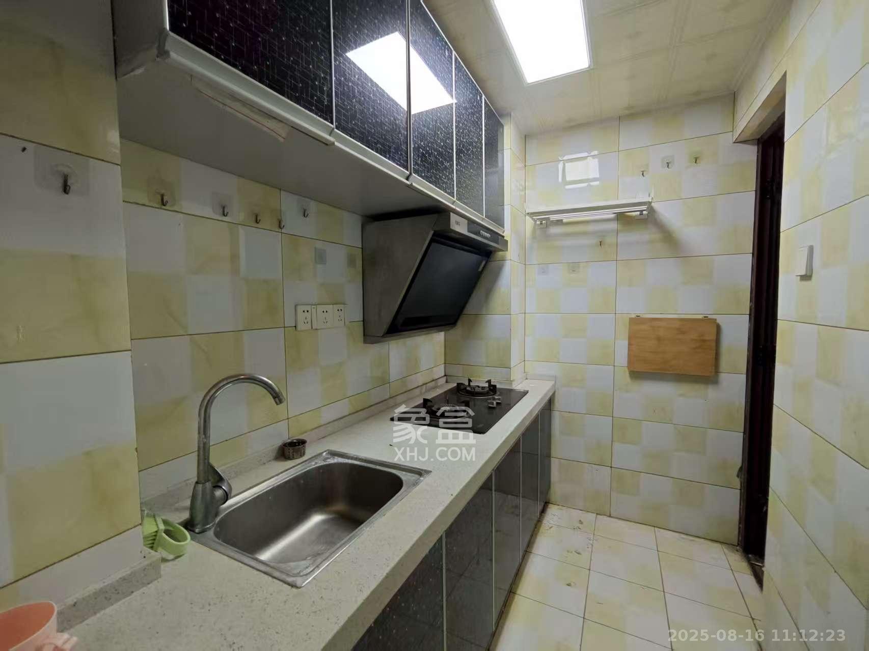 金房奥斯卡 1室1厅1卫 1400.0元/月 金房奥斯卡 1室1厅1卫 1400.0元/月室内图