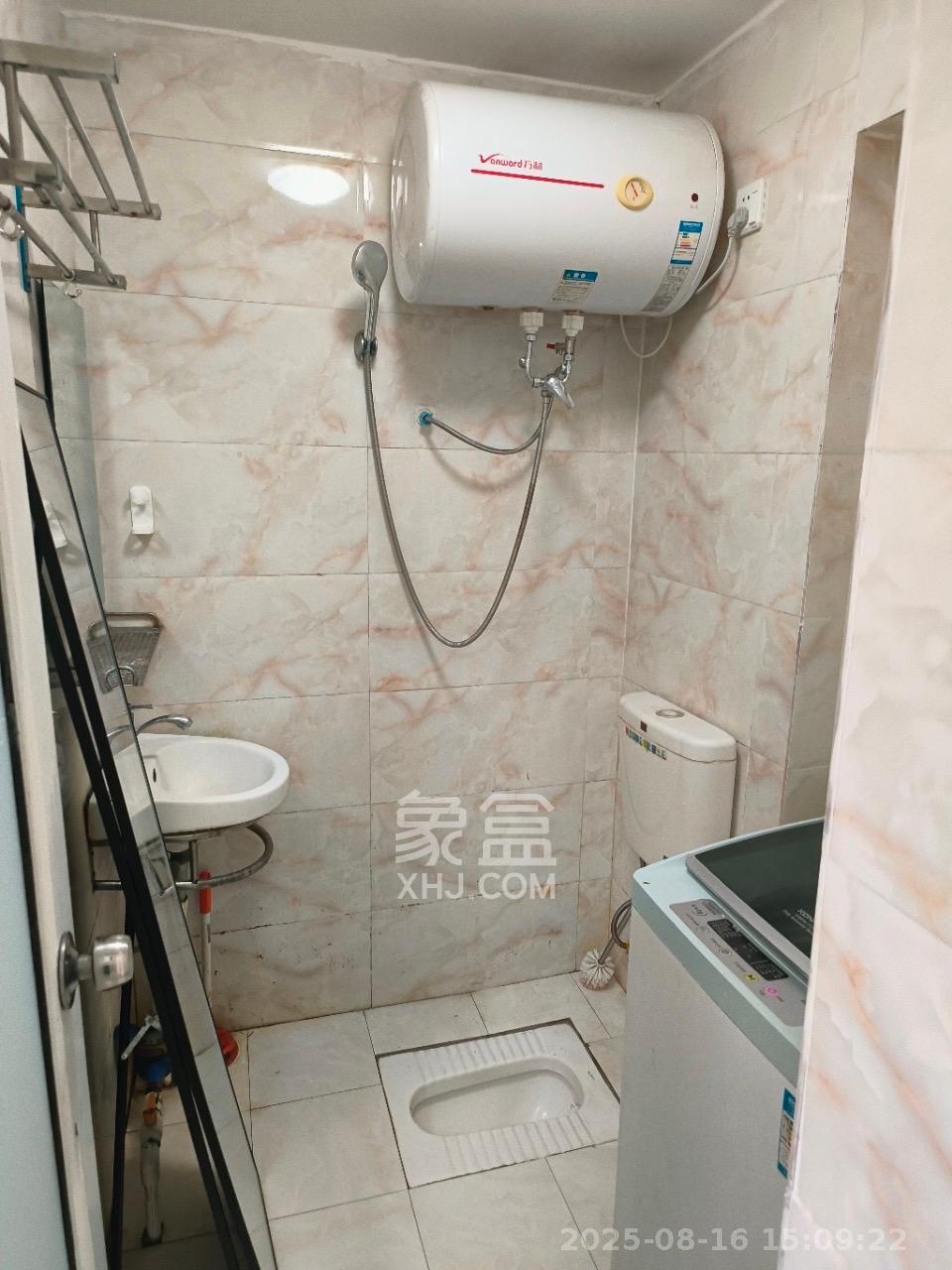 雨花公馆(紫苔名苑) 4室2厅2卫 3000.0元/月 雨花公馆(紫苔名苑) 4室2厅2卫 3000.0元/月室内图