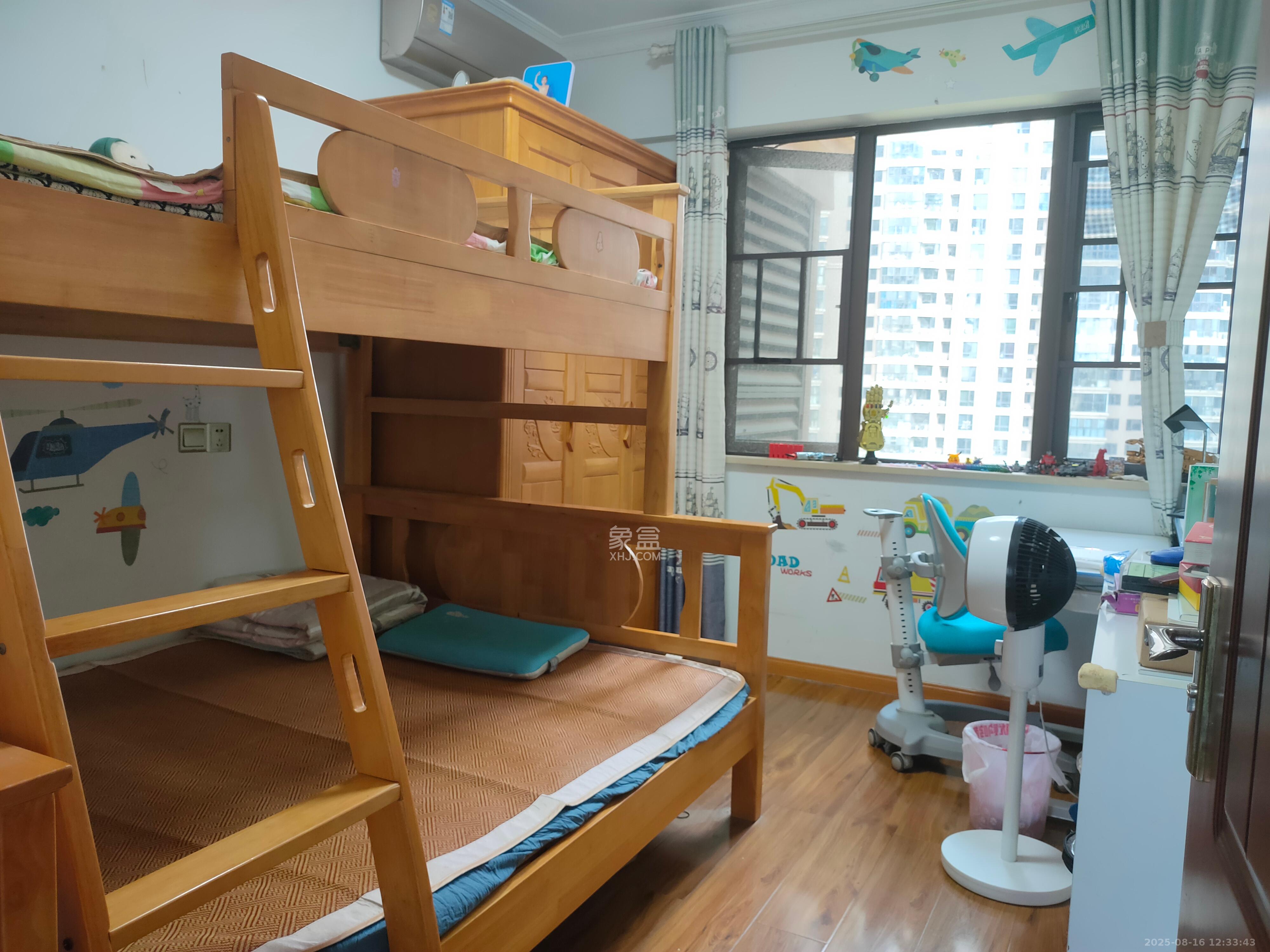海洋半岛（月珑湾）  3室1厅2卫    3000.0元/月室内图