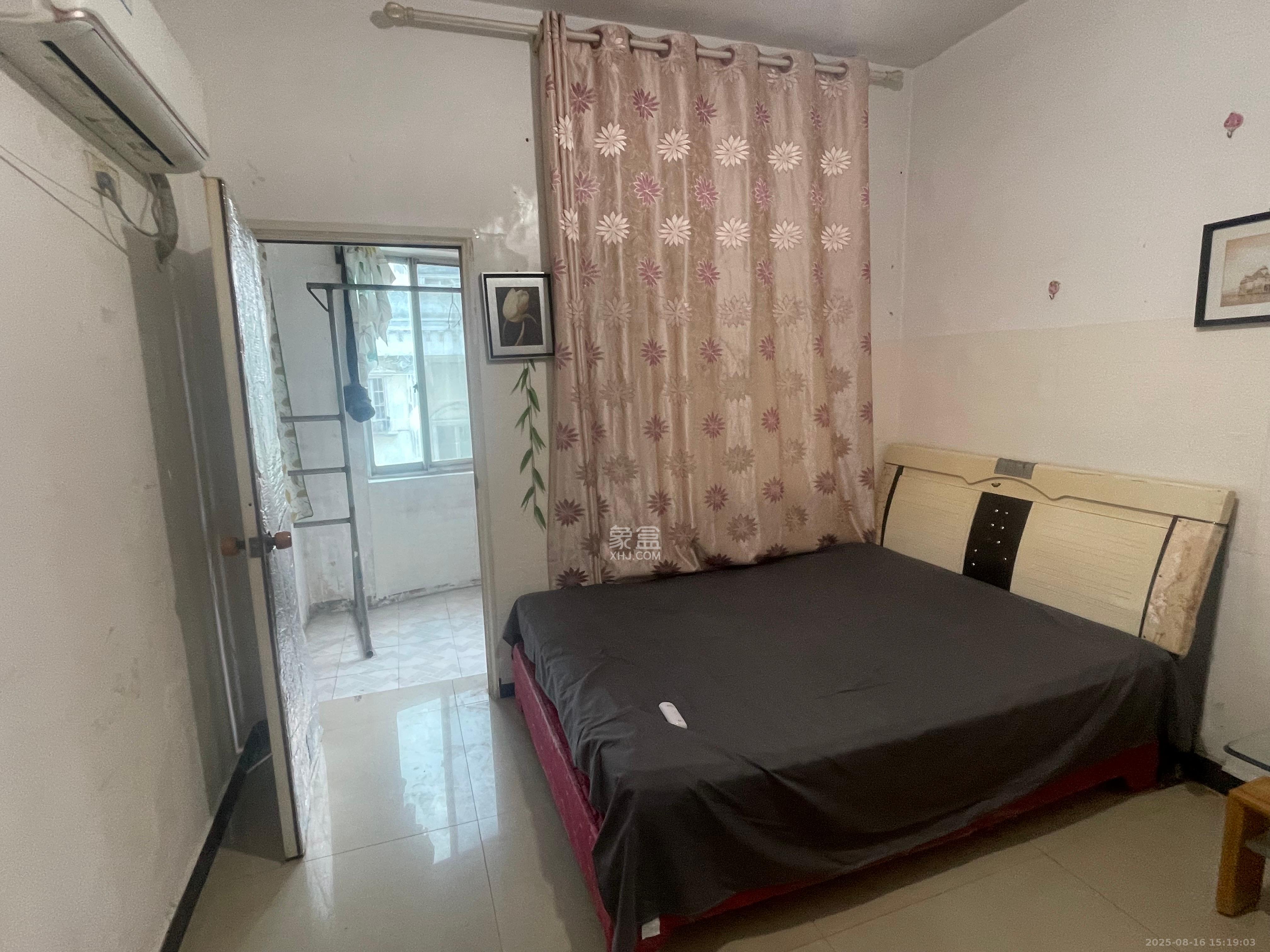 中南汽车世界  2室2厅1卫    1000.0元/月室内图