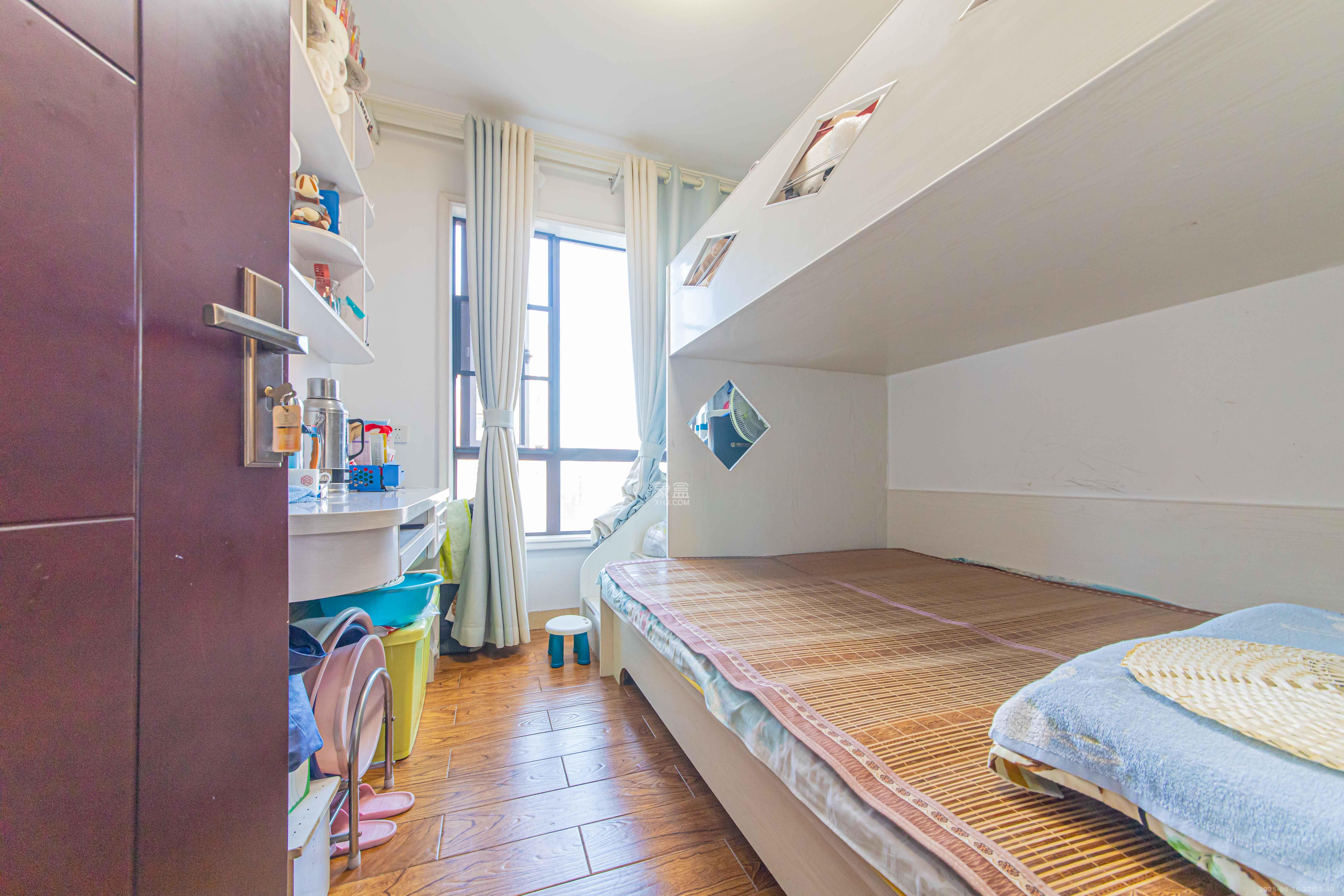 鑫远悦城(鑫远悦时代)  3室2厅1卫    105.0万 鑫远悦城(鑫远悦时代)  3室2厅1卫    105.0万卧室