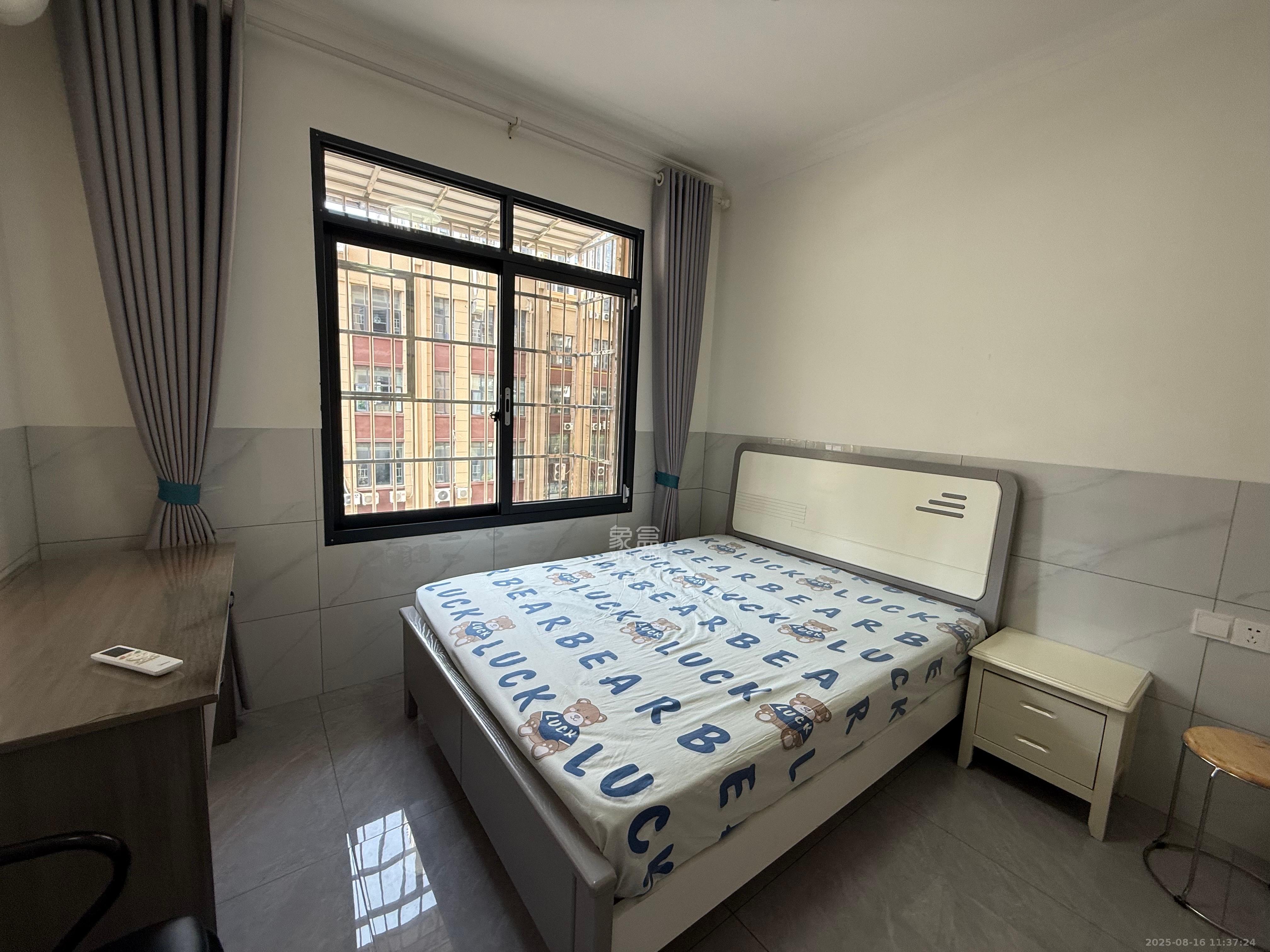 嘉荣苑 1室1厅1卫 1200.0元/月 嘉荣苑 1室1厅1卫 1200.0元/月室内图