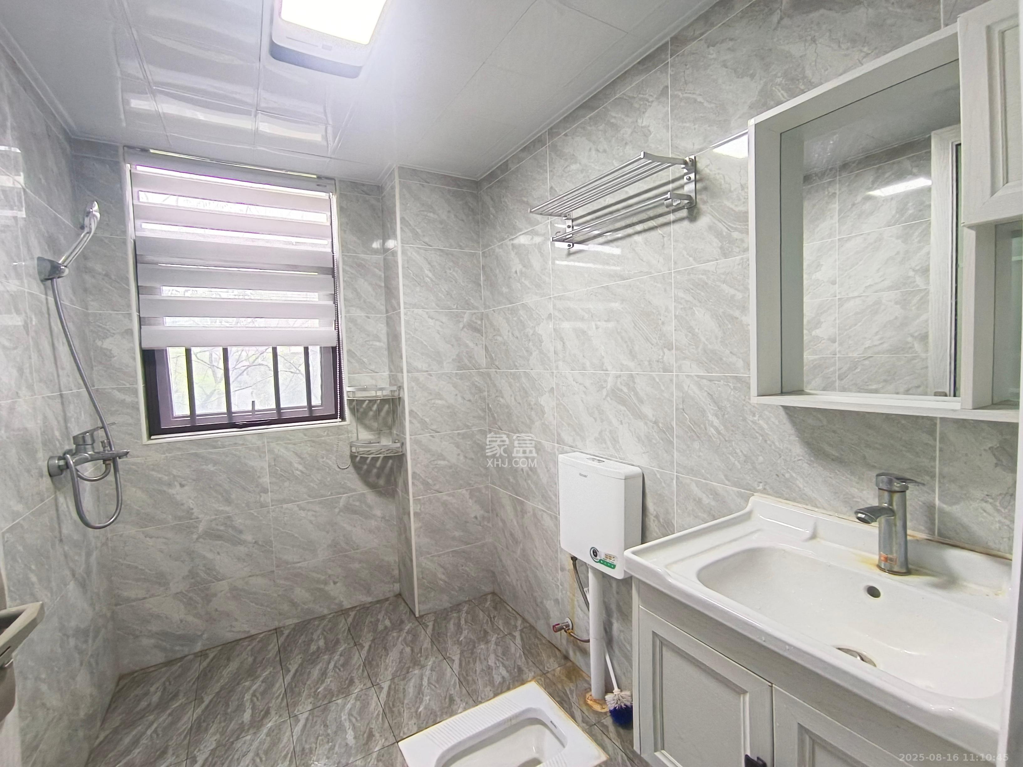 金广星苑  3室2厅2卫    2400.0元/月 金广星苑  3室2厅2卫    2400.0元/月室内图