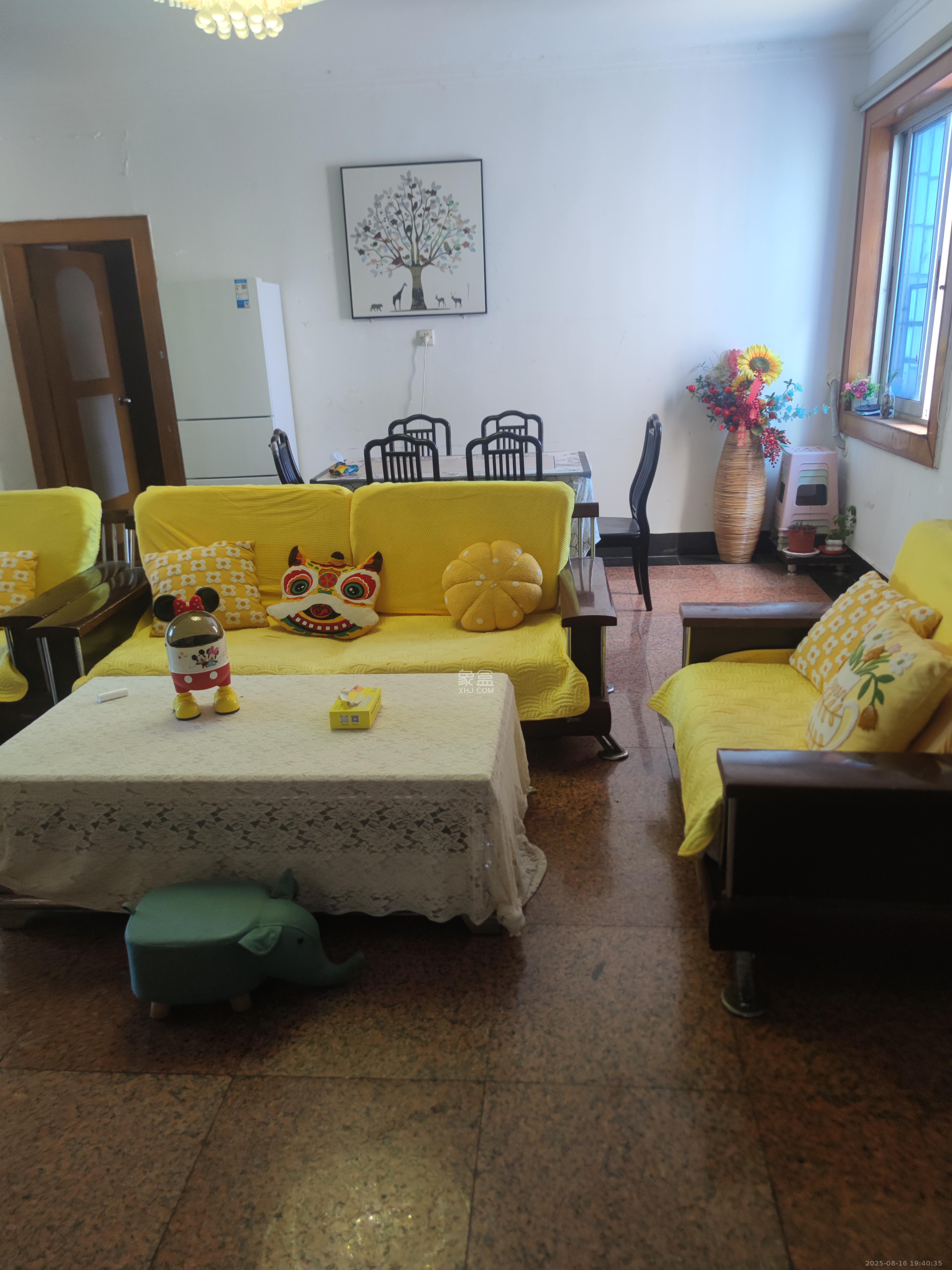 长沙市烟草专卖局单位宿舍 1室0厅0卫 2500.0元/月 长沙市烟草专卖局单位宿舍 1室0厅0卫 2500.0元/月室内图