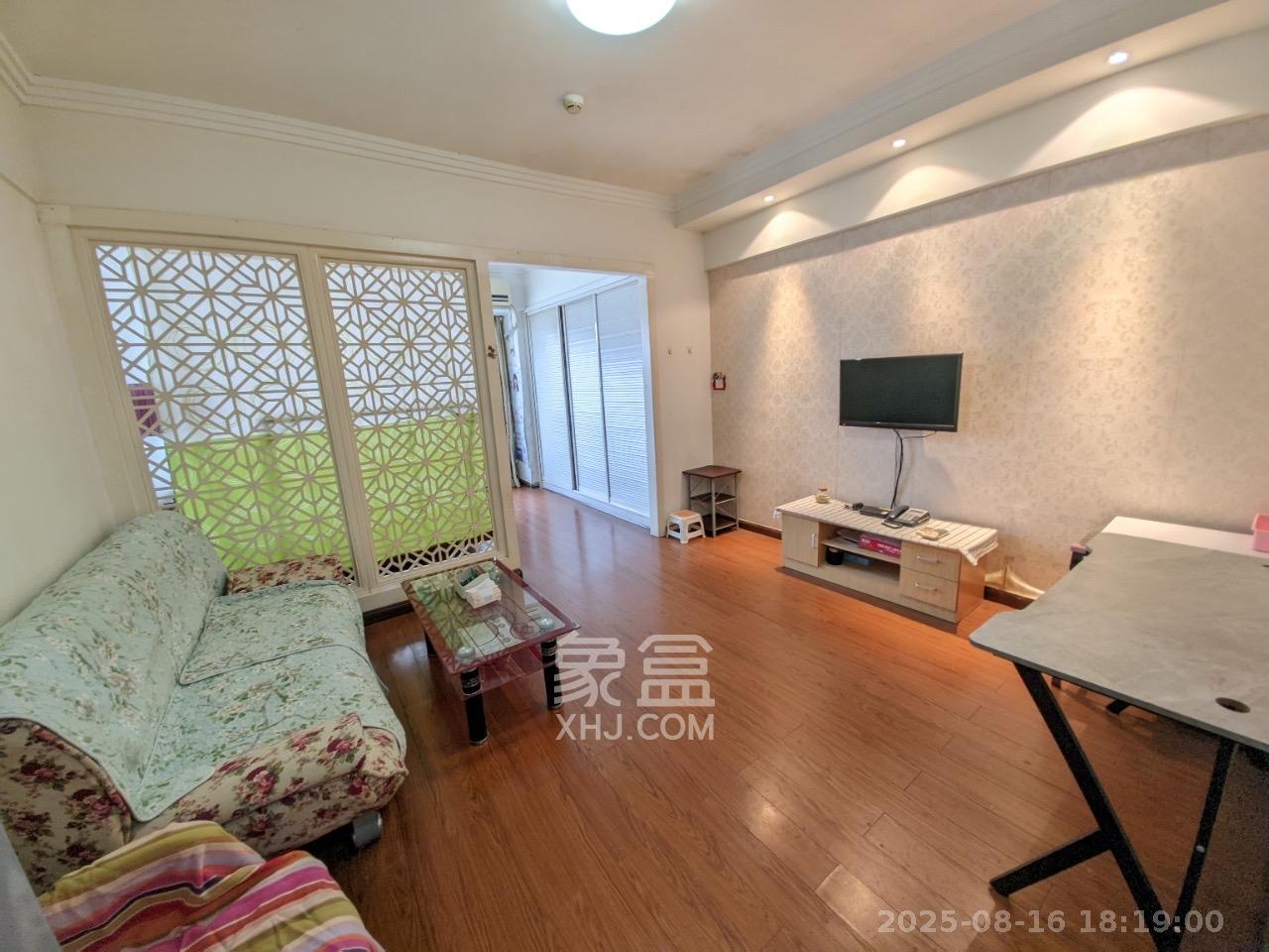 西子一间  1室0厅1卫   1500.00元/月室内图