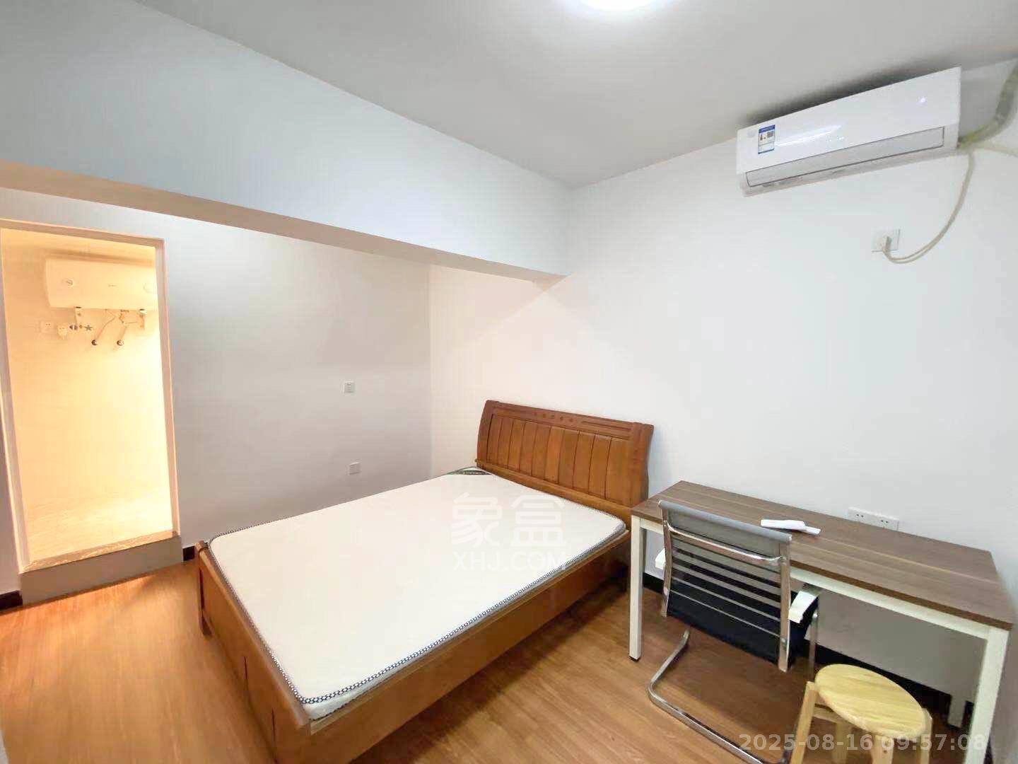 天元涉外景园B区 2室2厅2卫 1800.0元/月 天元涉外景园B区 2室2厅2卫 1800.0元/月室内图