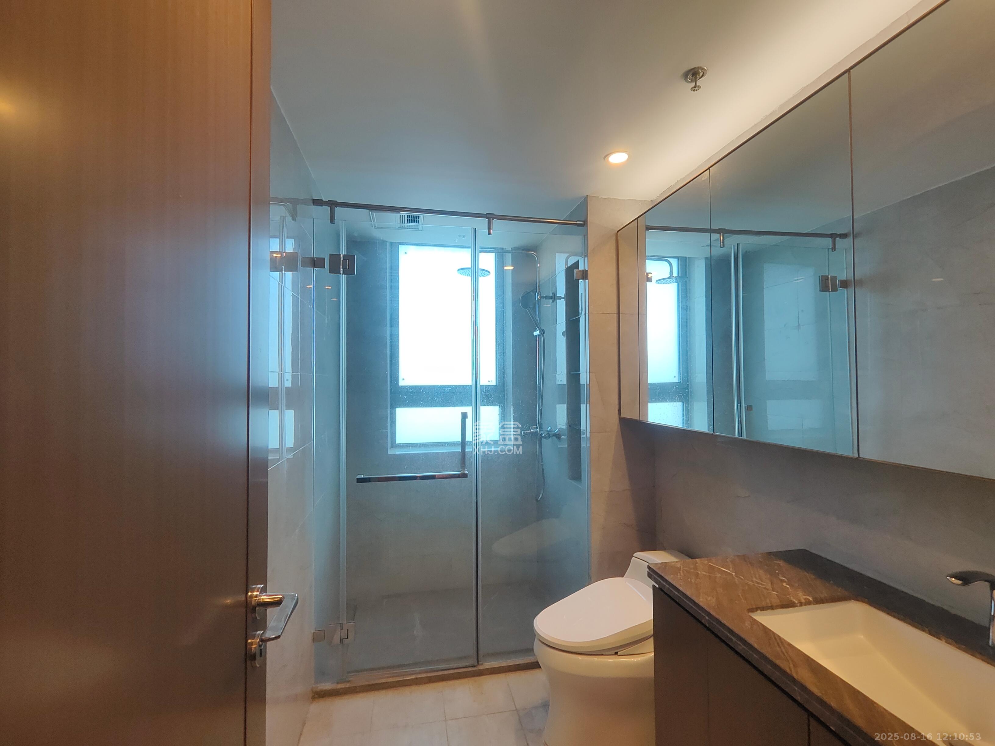 梅溪湖金茂湾  4室2厅3卫    14000.0元/月室内图