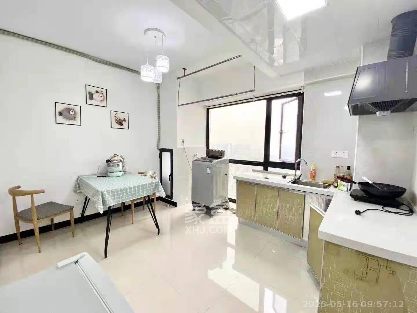 天元涉外景园B区 2室2厅2卫 1800.0元/月 天元涉外景园B区 2室2厅2卫 1800.0元/月室内图