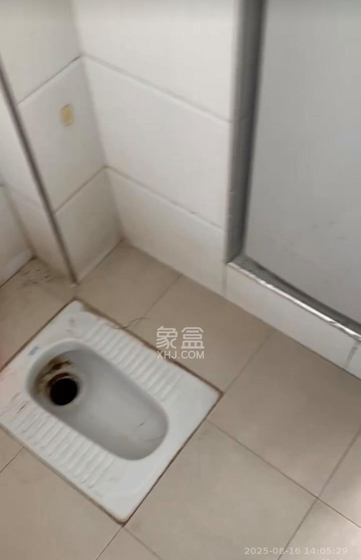 国庆新村  2室2厅1卫    1300.0元/月室内图