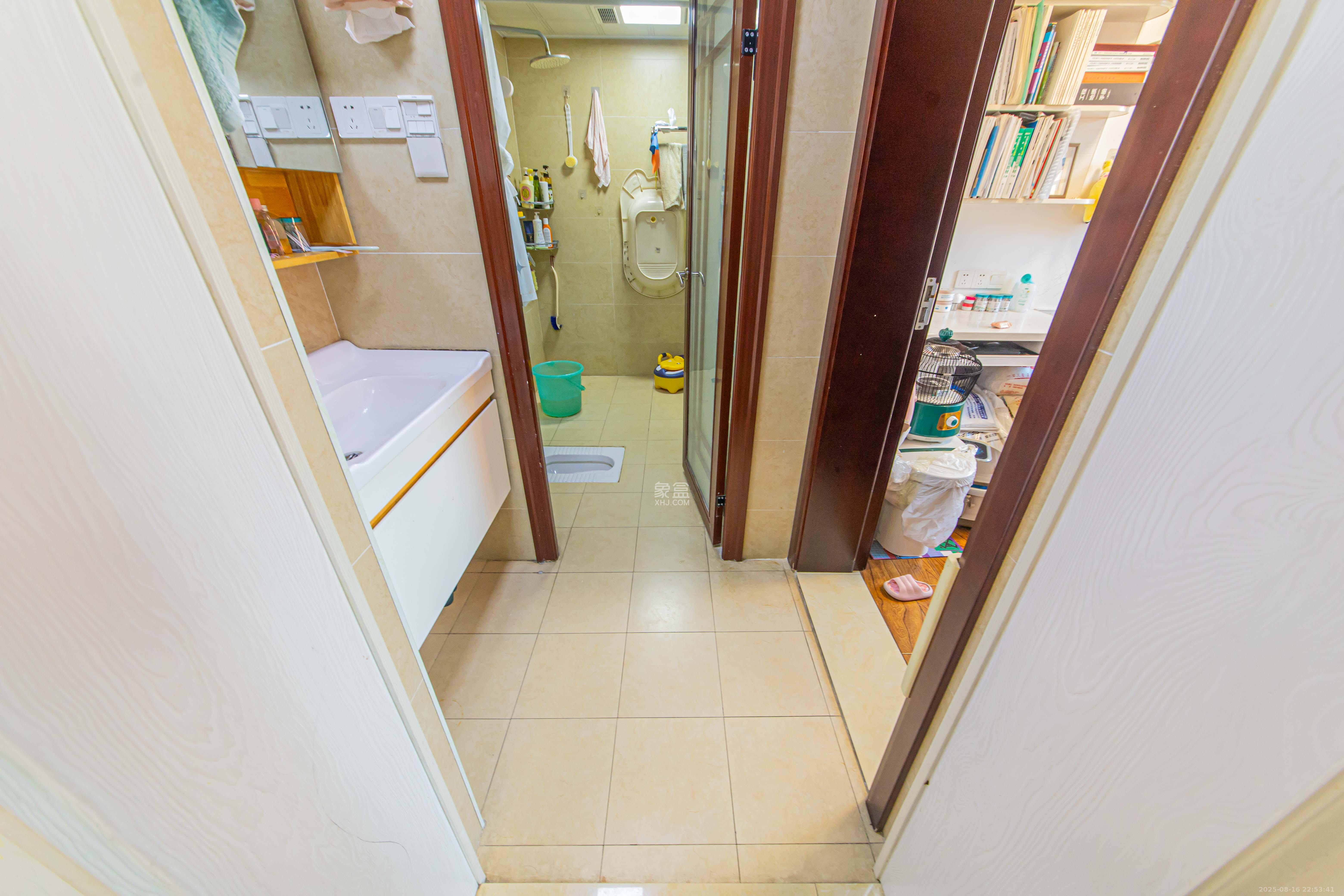 鑫远悦城(鑫远悦时代)  3室2厅1卫    105.0万 鑫远悦城(鑫远悦时代)  3室2厅1卫    105.0万卫生间