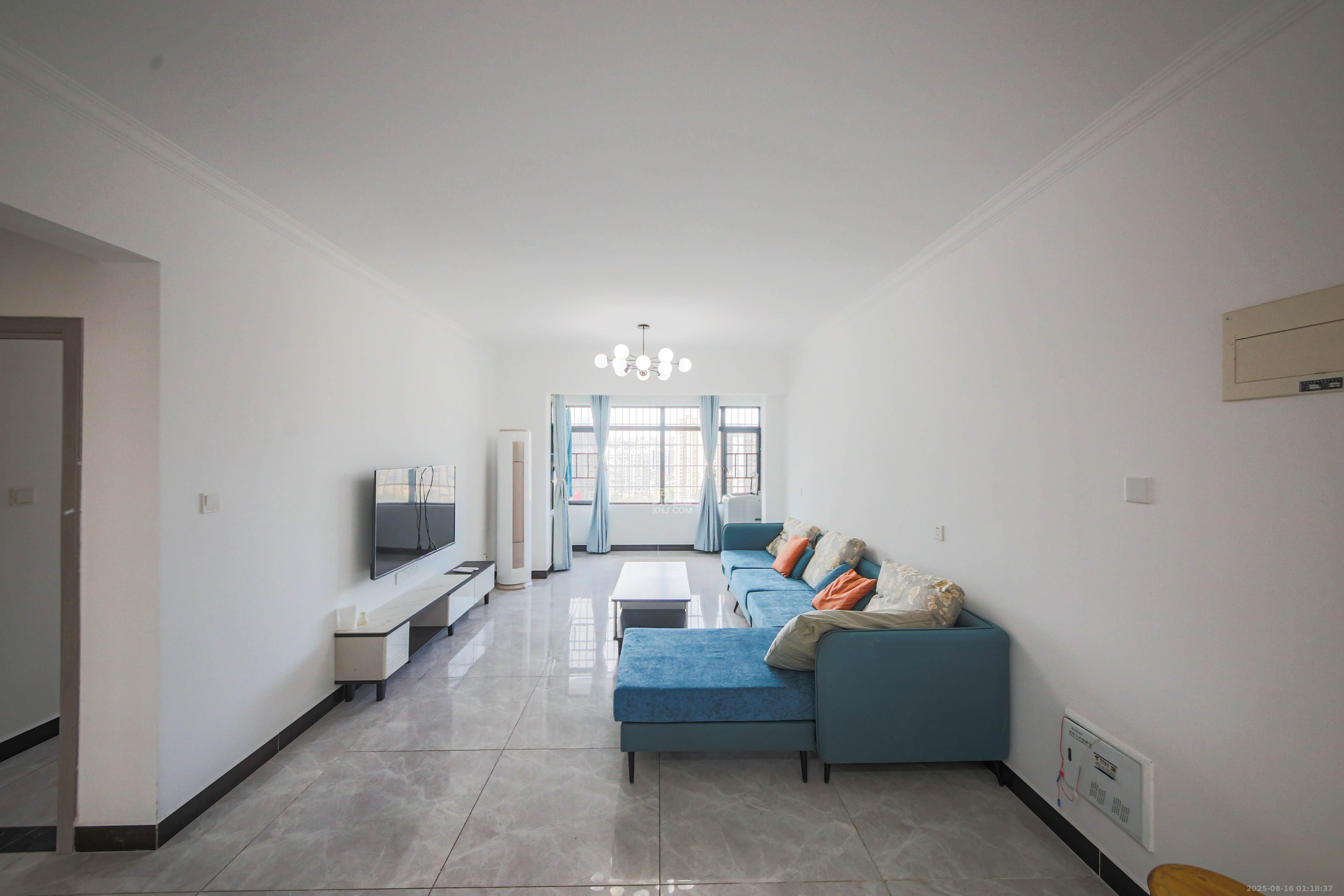 和庄  3室1厅1卫    86.0万客厅