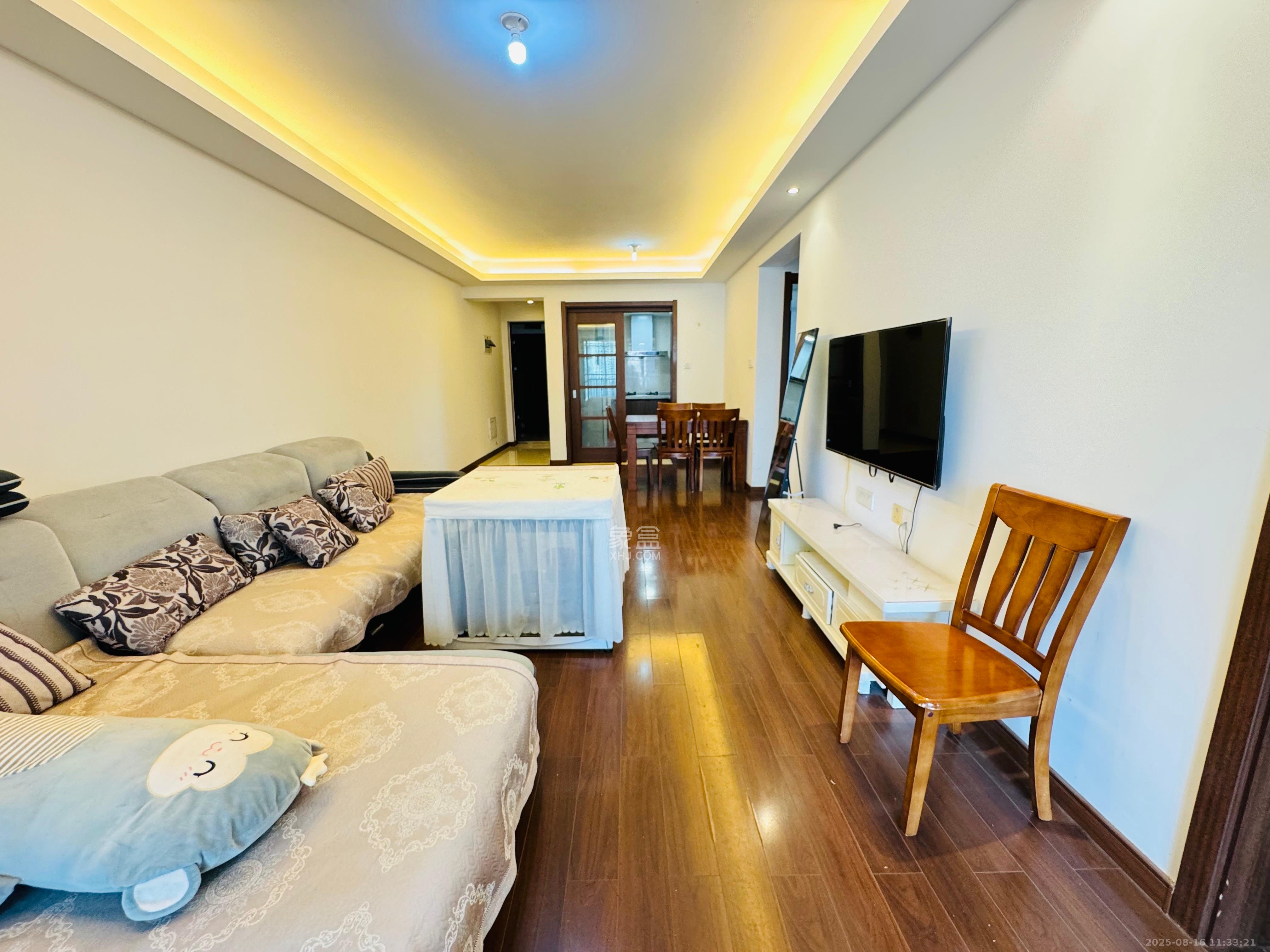 万科里金域滨江 3室2厅1卫 3300.0元/月 万科里金域滨江 3室2厅1卫 3300.0元/月室内图