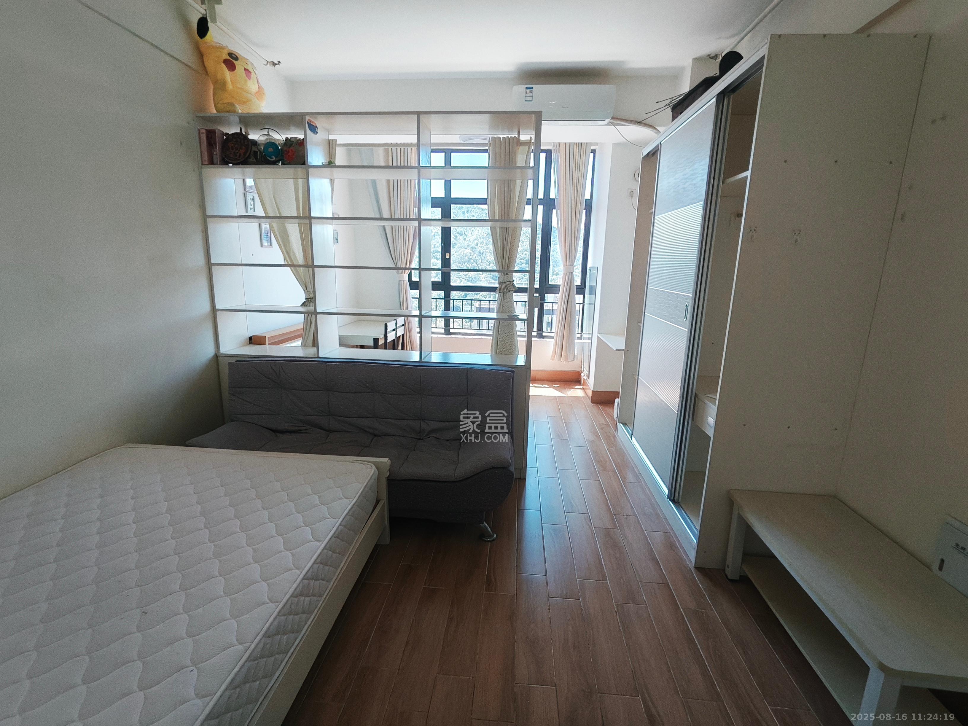 金茂梅溪湖 1室1厅1卫 1600.0元/月 金茂梅溪湖 1室1厅1卫 1600.0元/月室内图