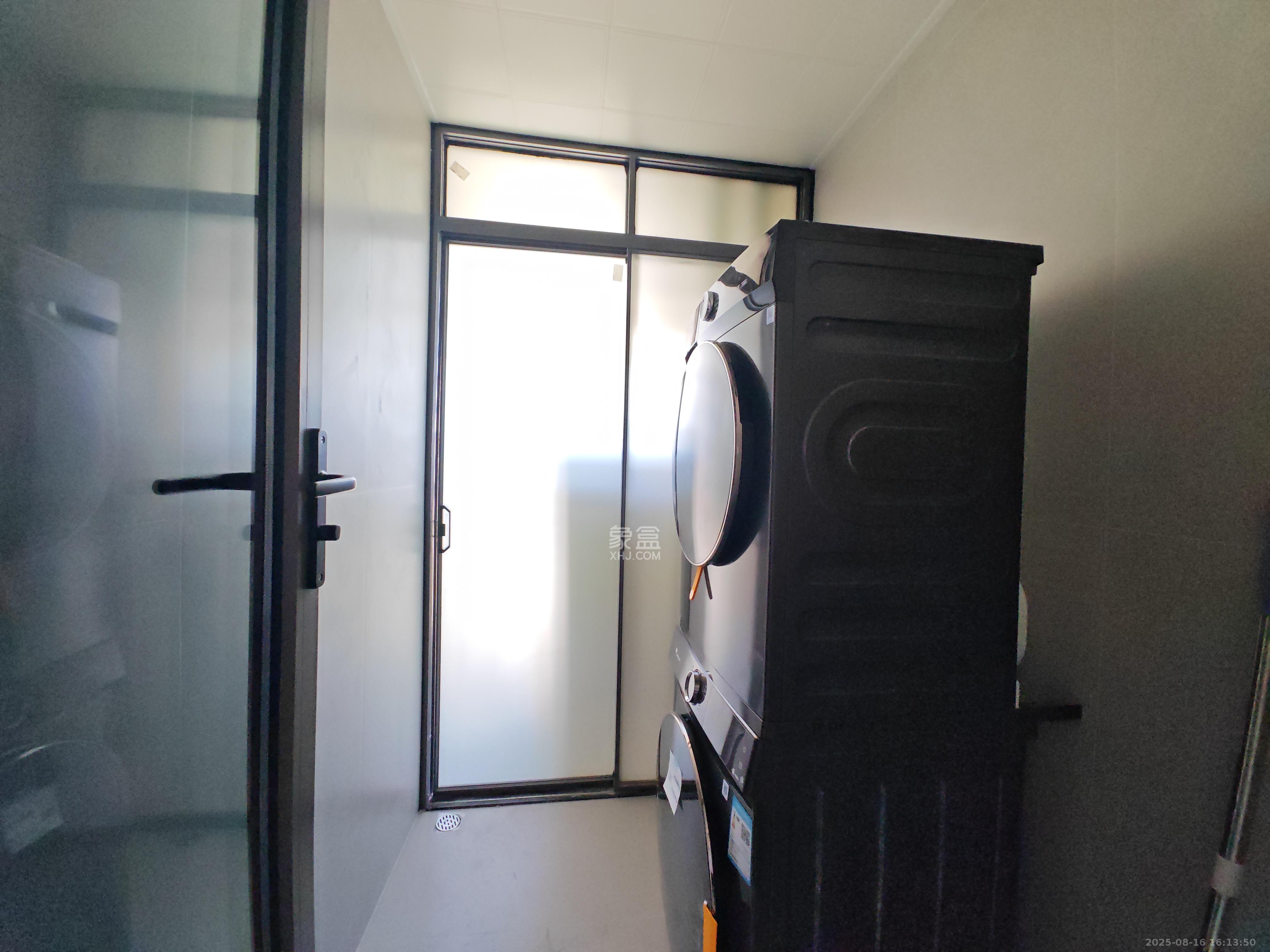 长沙檀府 4室2厅2卫 10000.0元/月 长沙檀府 4室2厅2卫 10000.0元/月室内图