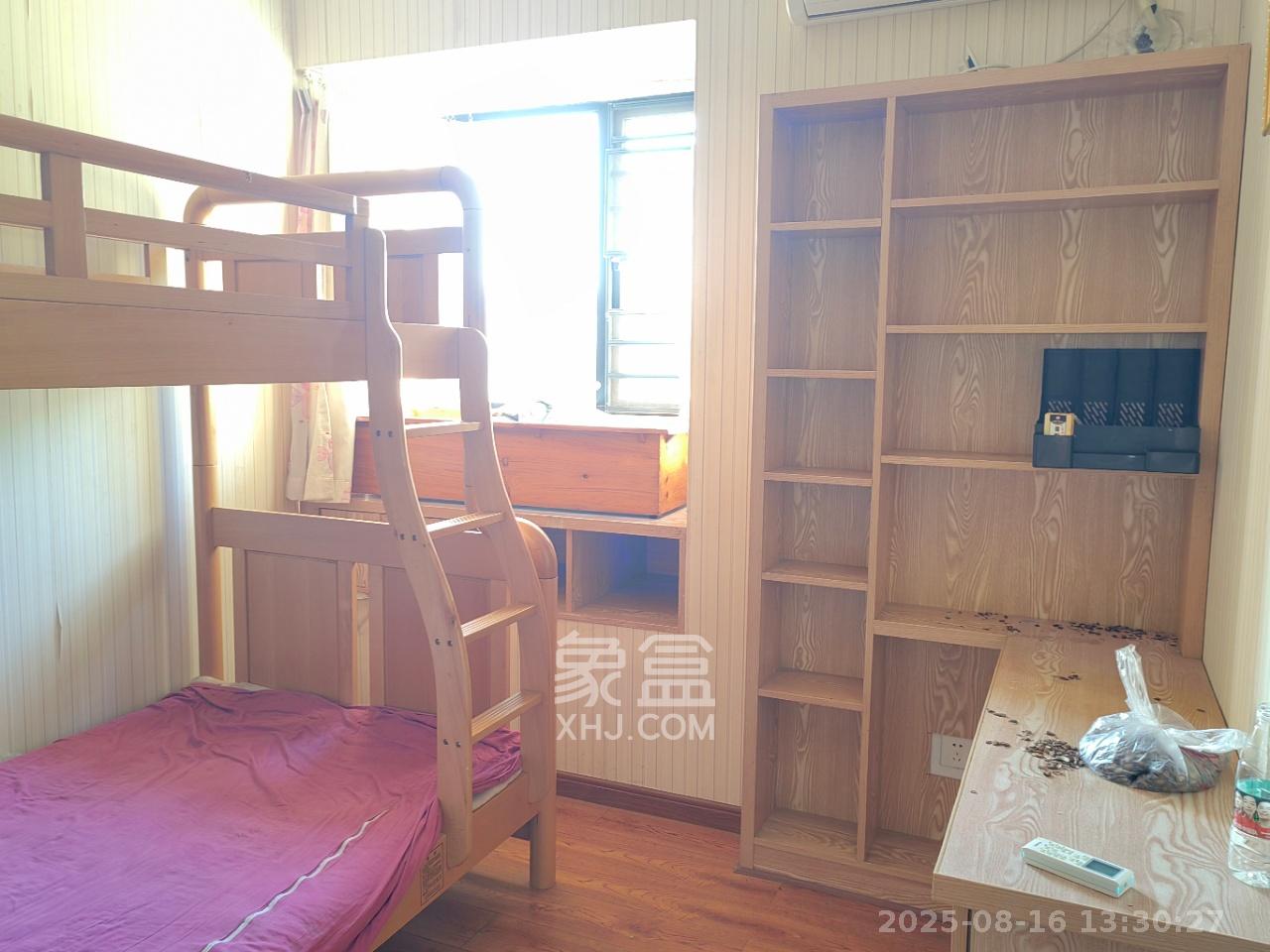 碧桂园公园壹号(凯怡茗苑)  3室2厅2卫    2000.0元/月 碧桂园公园壹号(凯怡茗苑)  3室2厅2卫    2000.0元/月室内图