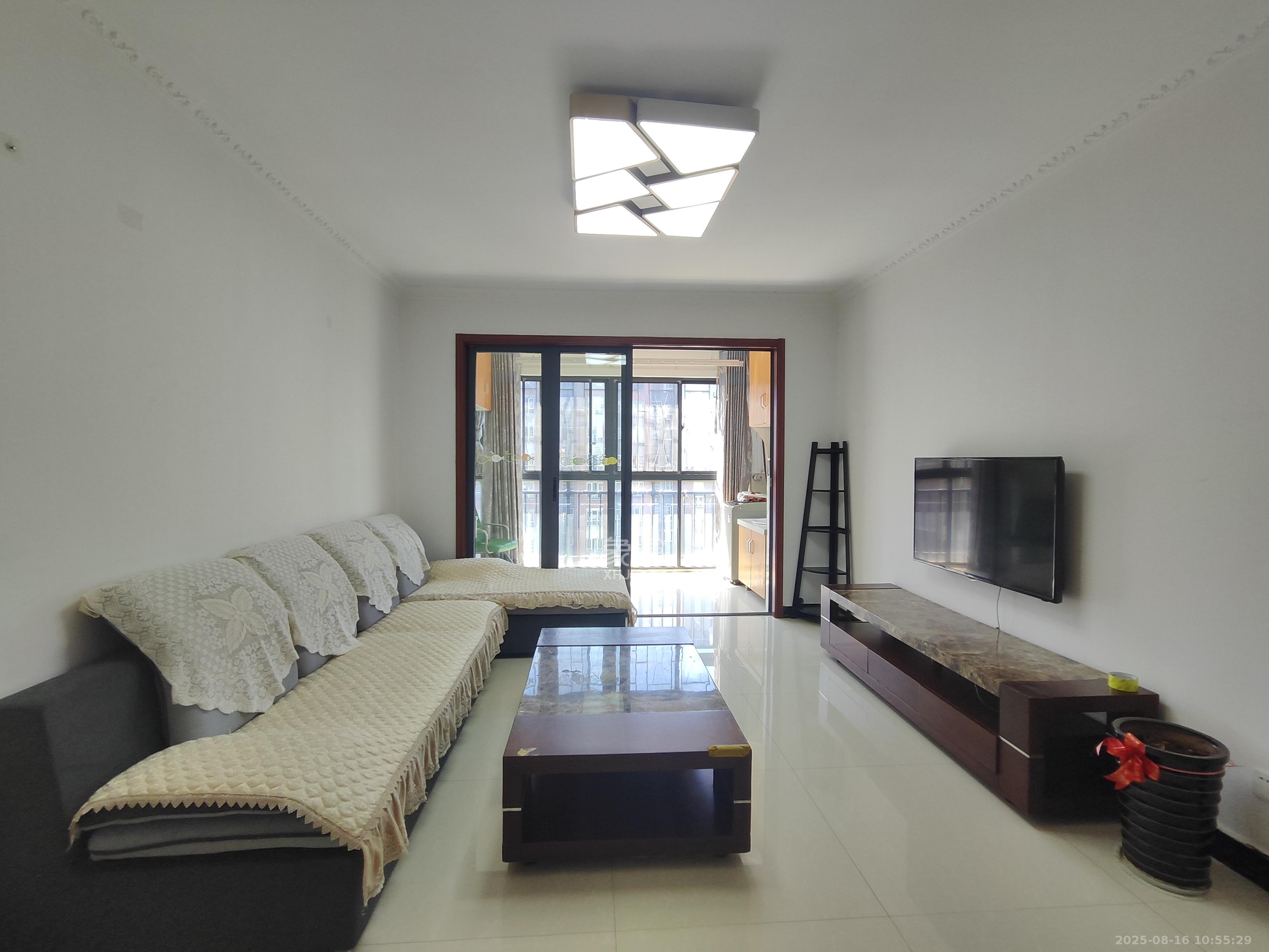 五矿格澜郡  3室2厅1卫    1800.0元/月 五矿格澜郡  3室2厅1卫    1800.0元/月