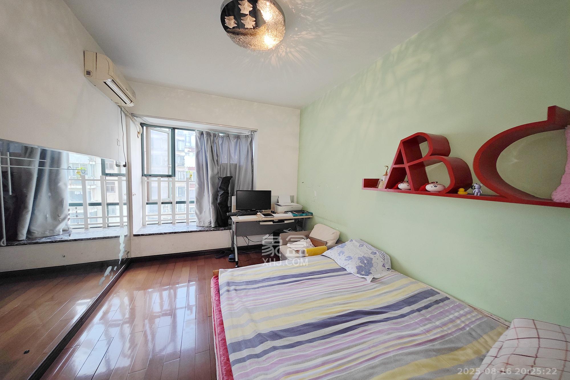 亚华香舍花都  1室2厅2卫    168.0万 亚华香舍花都  1室2厅2卫    168.0万卧室