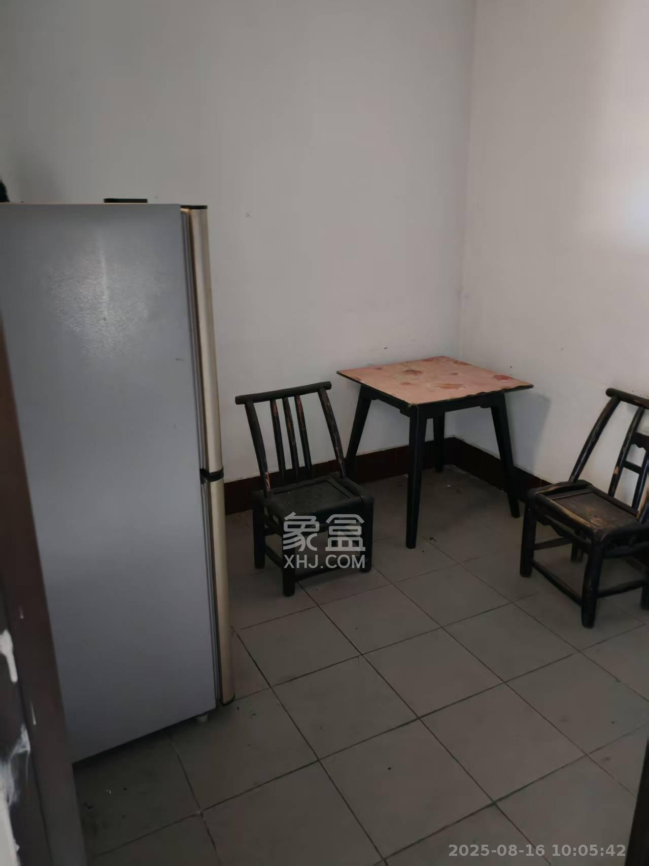 曹家坡橡鞋小区  2室1厅1卫    1200.0元/月室内图