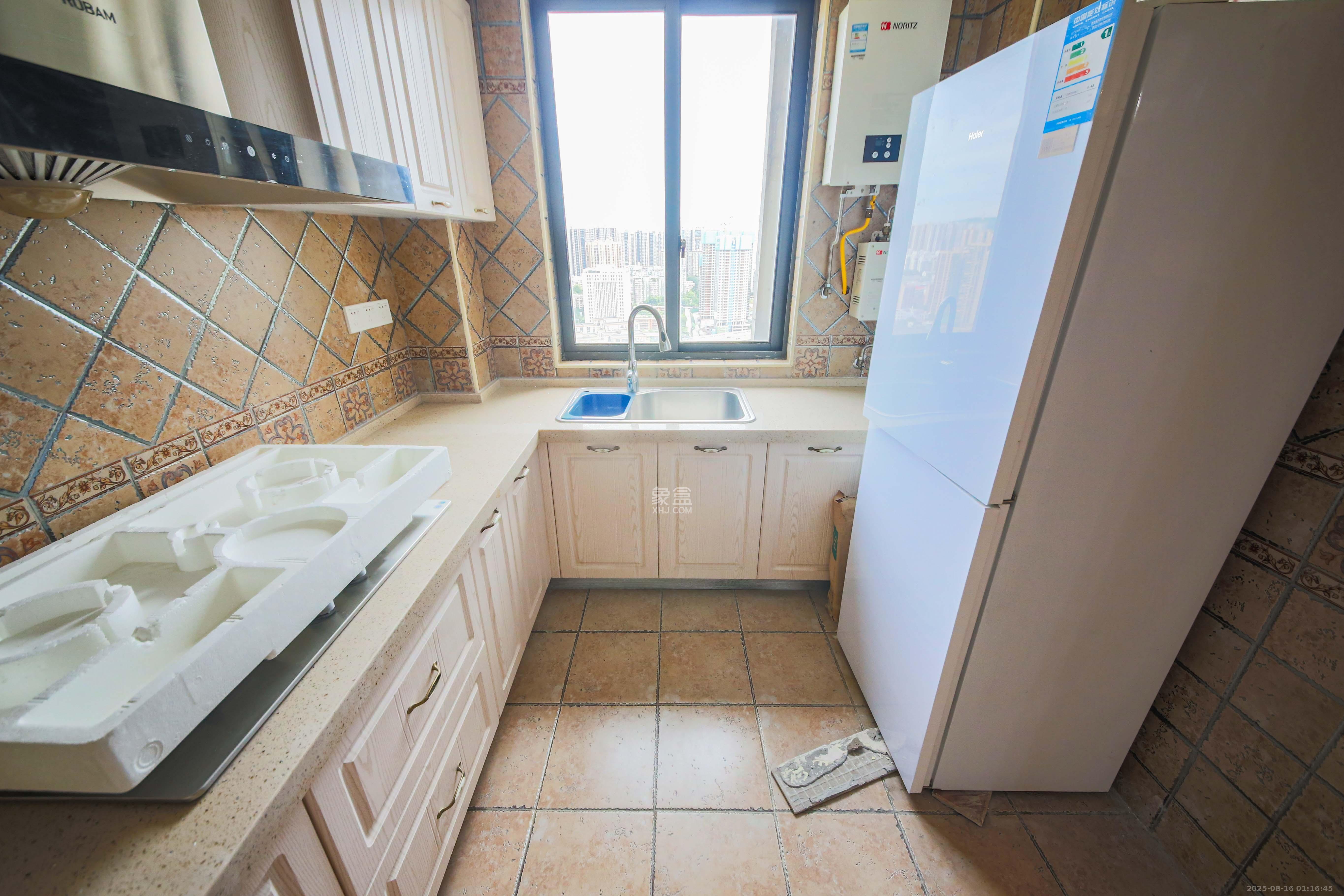 博林金谷  3室2厅2卫    115.0万 博林金谷  3室2厅2卫    115.0万厨房