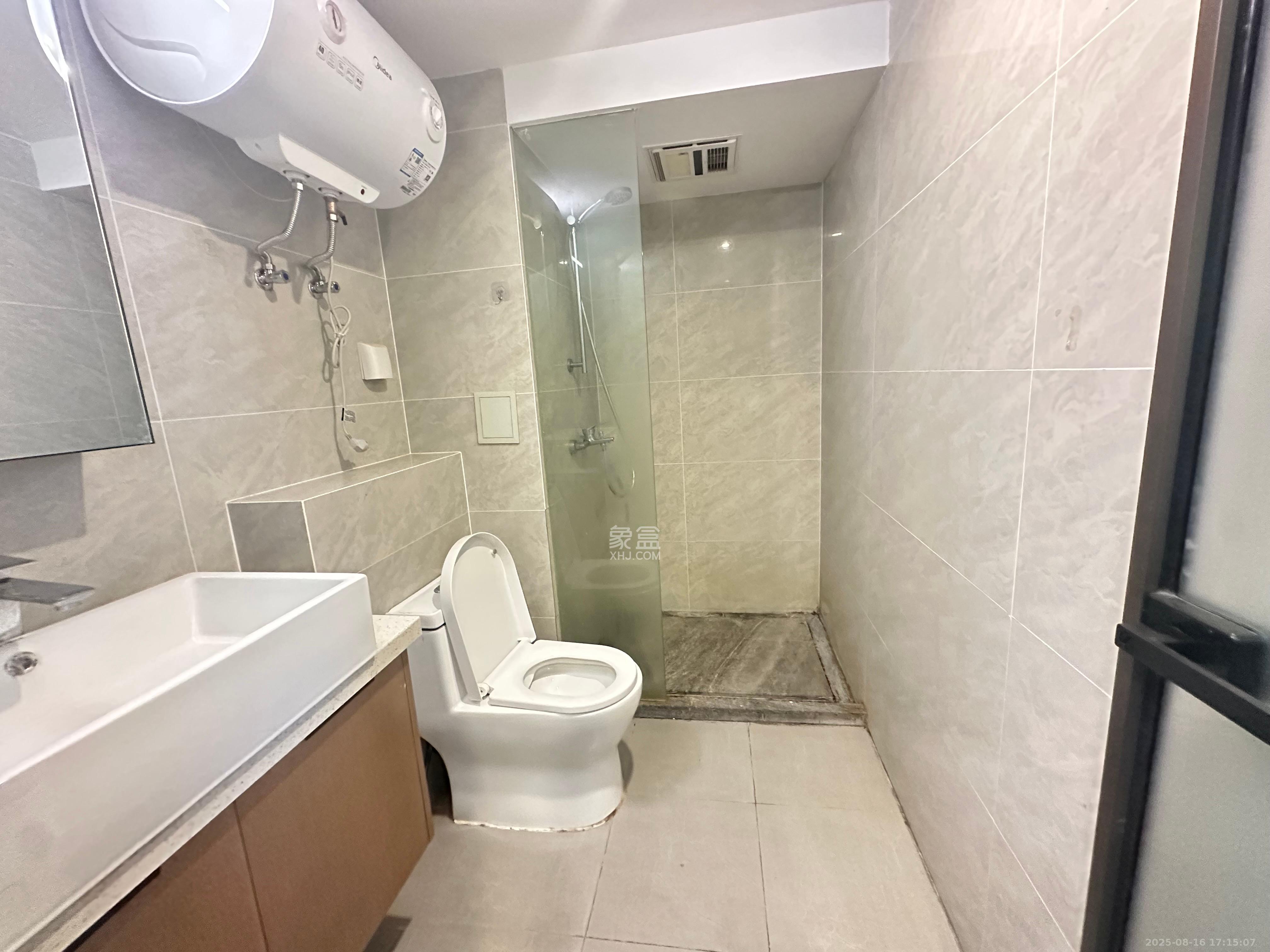 旺德府万象时代 1室1厅1卫 2500.0元/月 旺德府万象时代 1室1厅1卫 2500.0元/月室内图