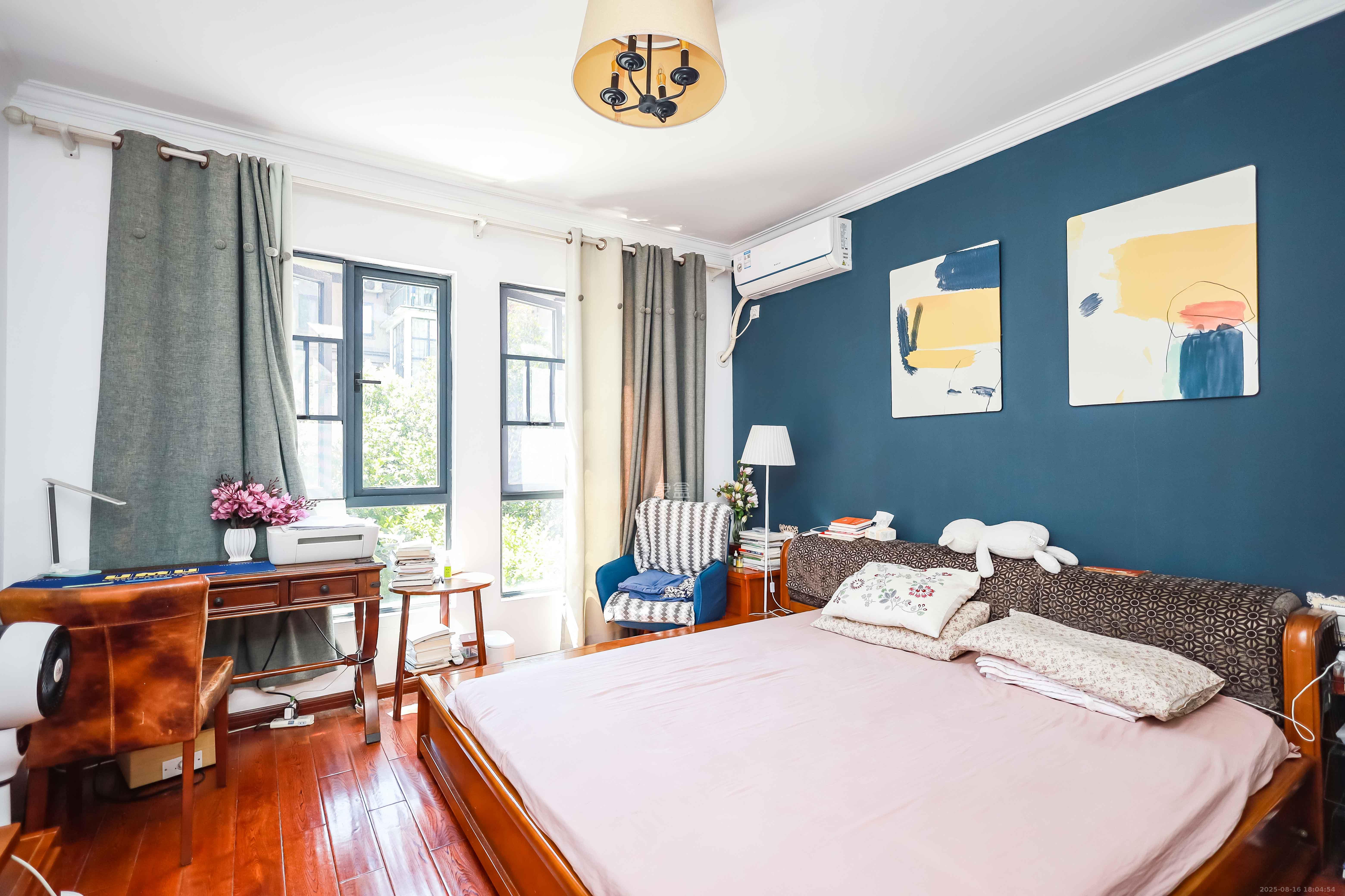 天麓尚层  3室2厅2卫    158.0万 天麓尚层  3室2厅2卫    158.0万卧室