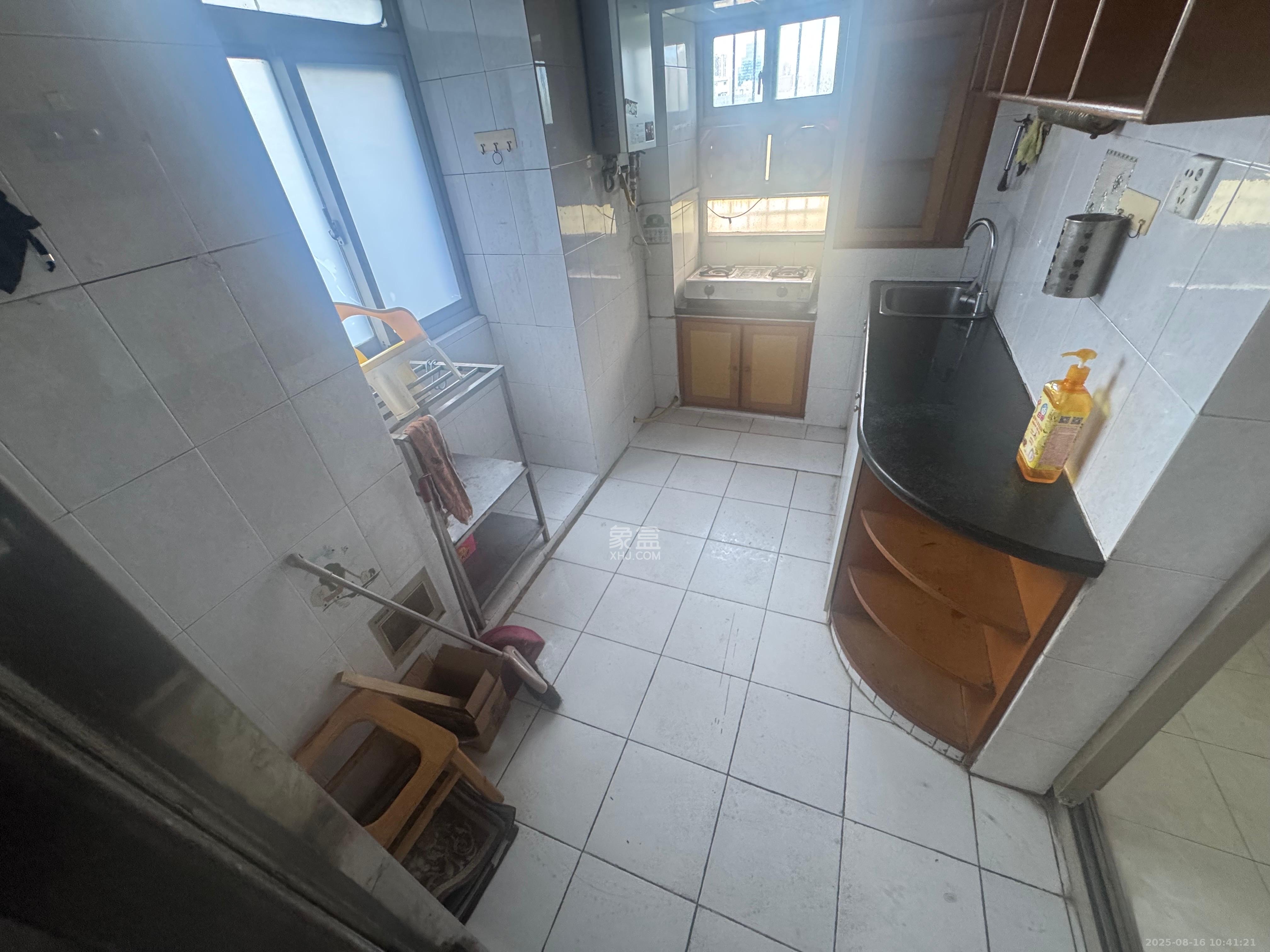 白沙啤酒公寓  2室1厅1卫    1400.0元/月室内图