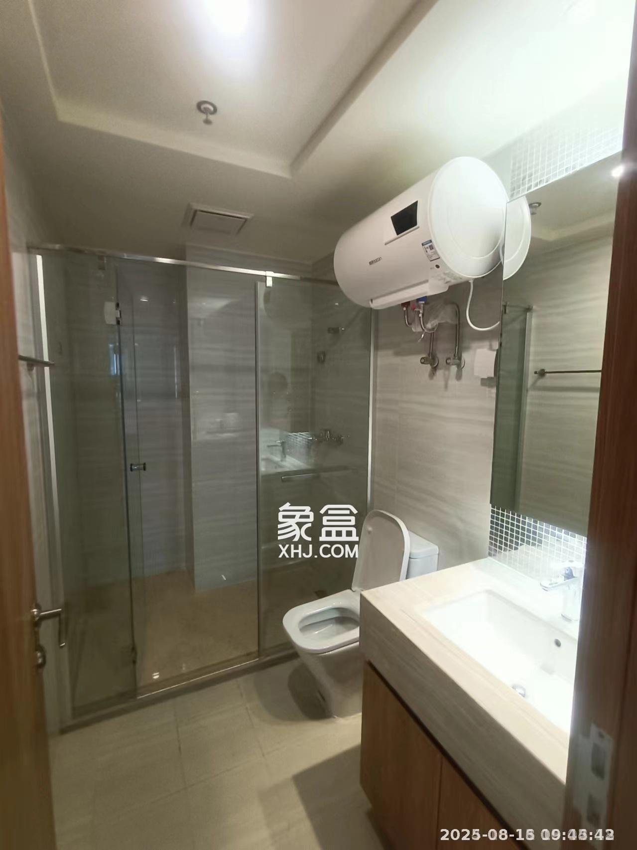 恒大金融广场  1室1厅1卫    1700.0元/月 恒大金融广场  1室1厅1卫    1700.0元/月室内图