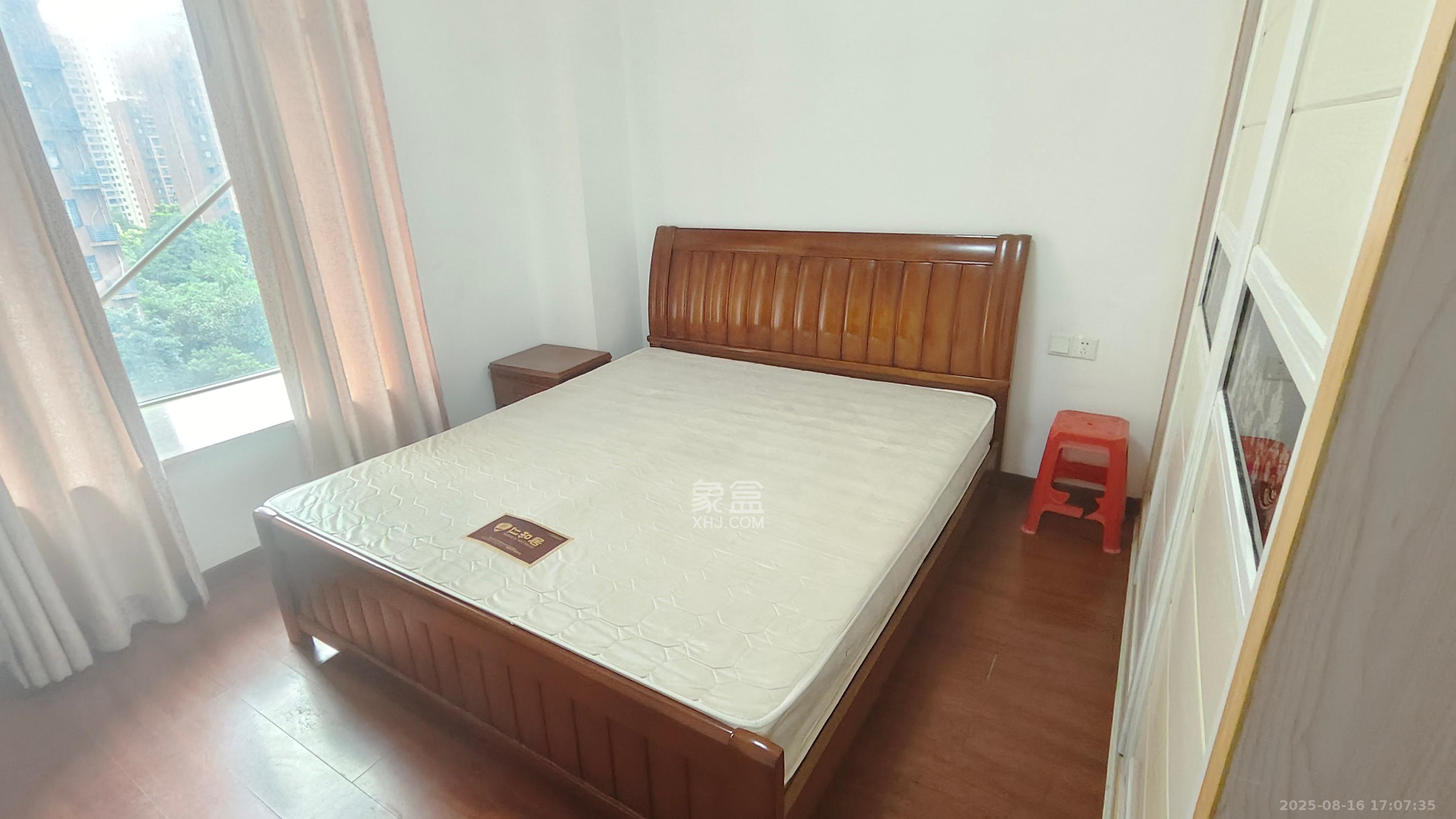 联美品格  2室1厅2卫   2200.00元/月室内图