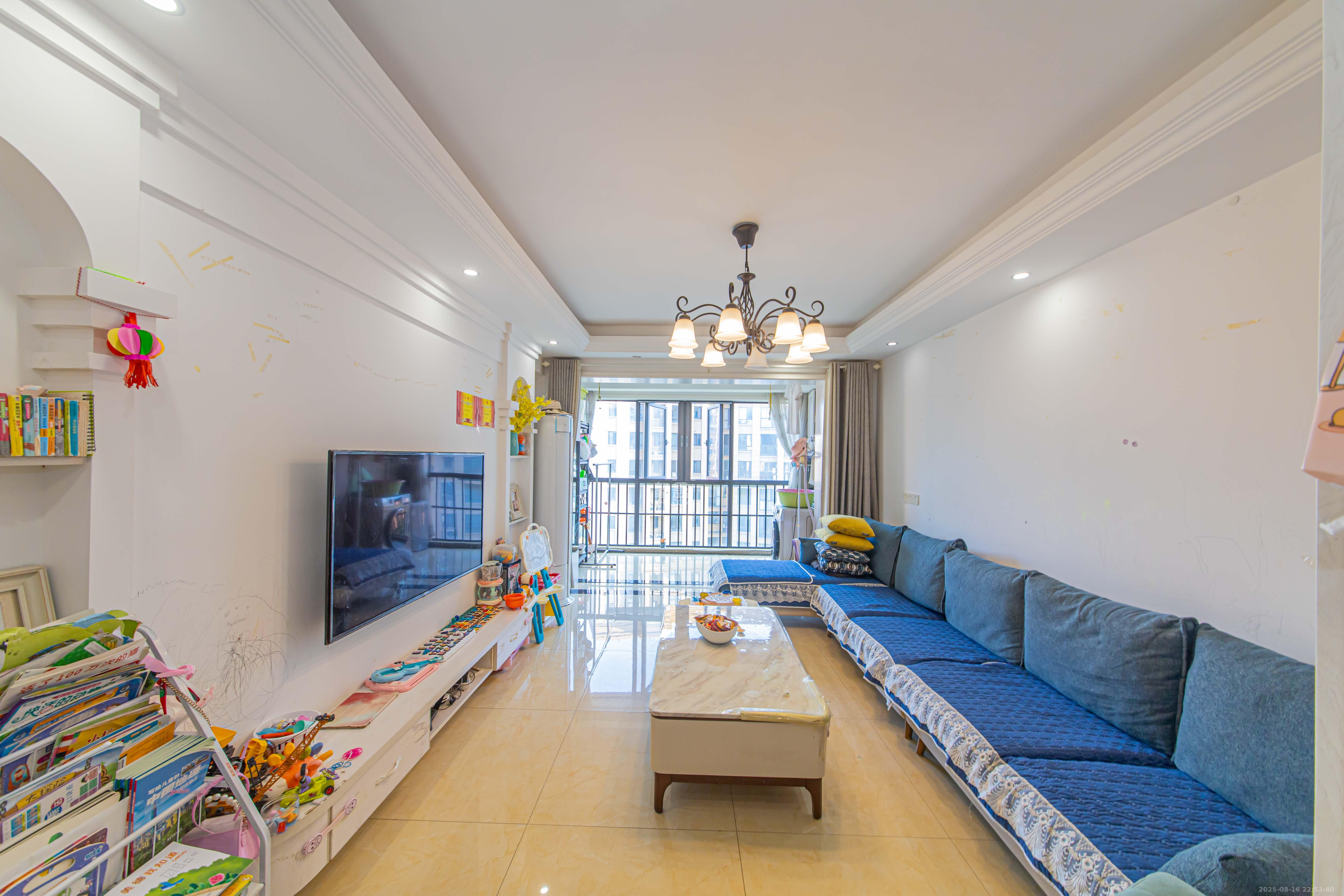 鑫远悦城(鑫远悦时代)  3室2厅1卫    105.0万 鑫远悦城(鑫远悦时代)  3室2厅1卫    105.0万客厅