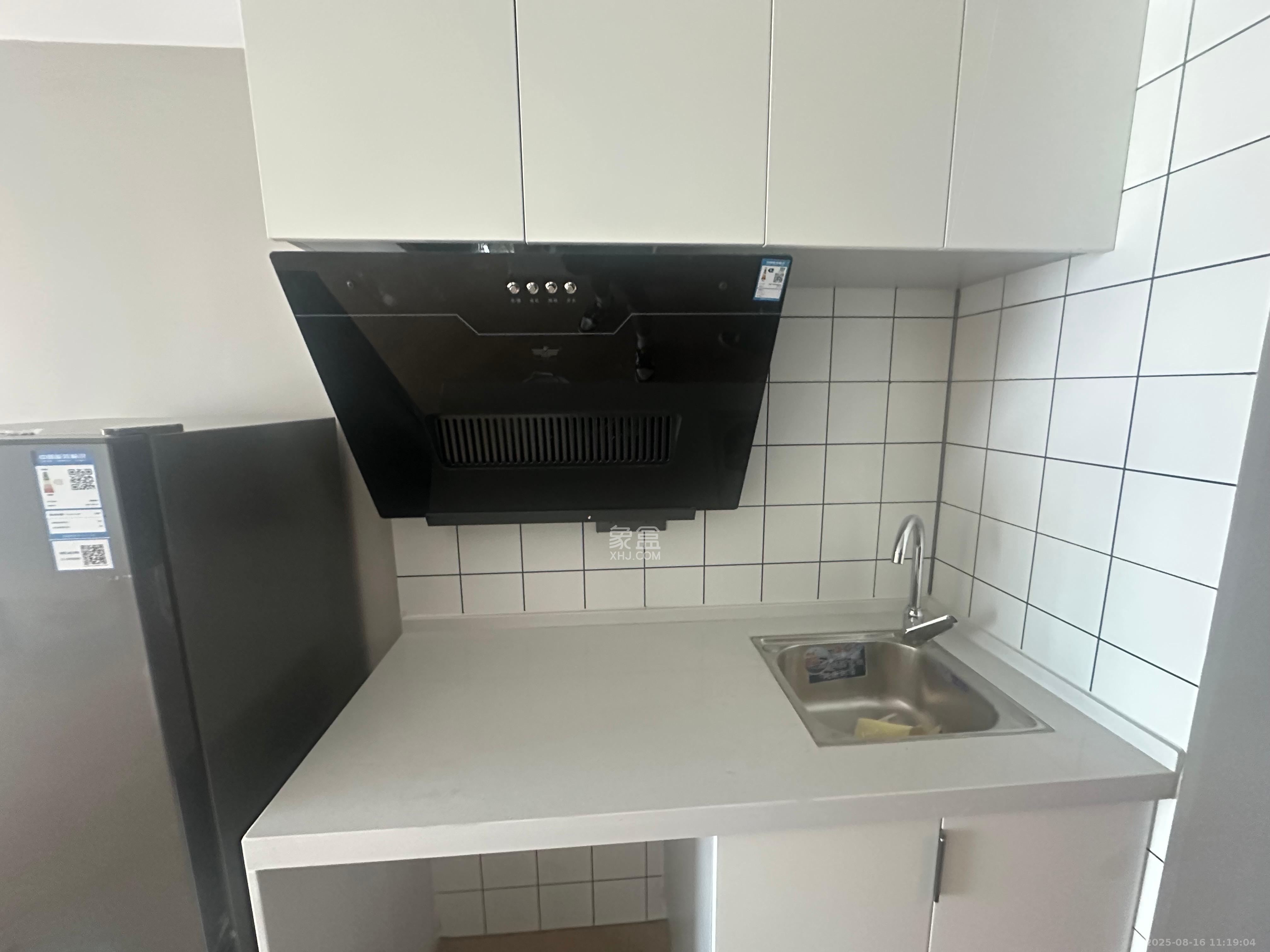 中建宝铂公馆 2室1厅1卫 3500.0元/月 中建宝铂公馆 2室1厅1卫 3500.0元/月室内图