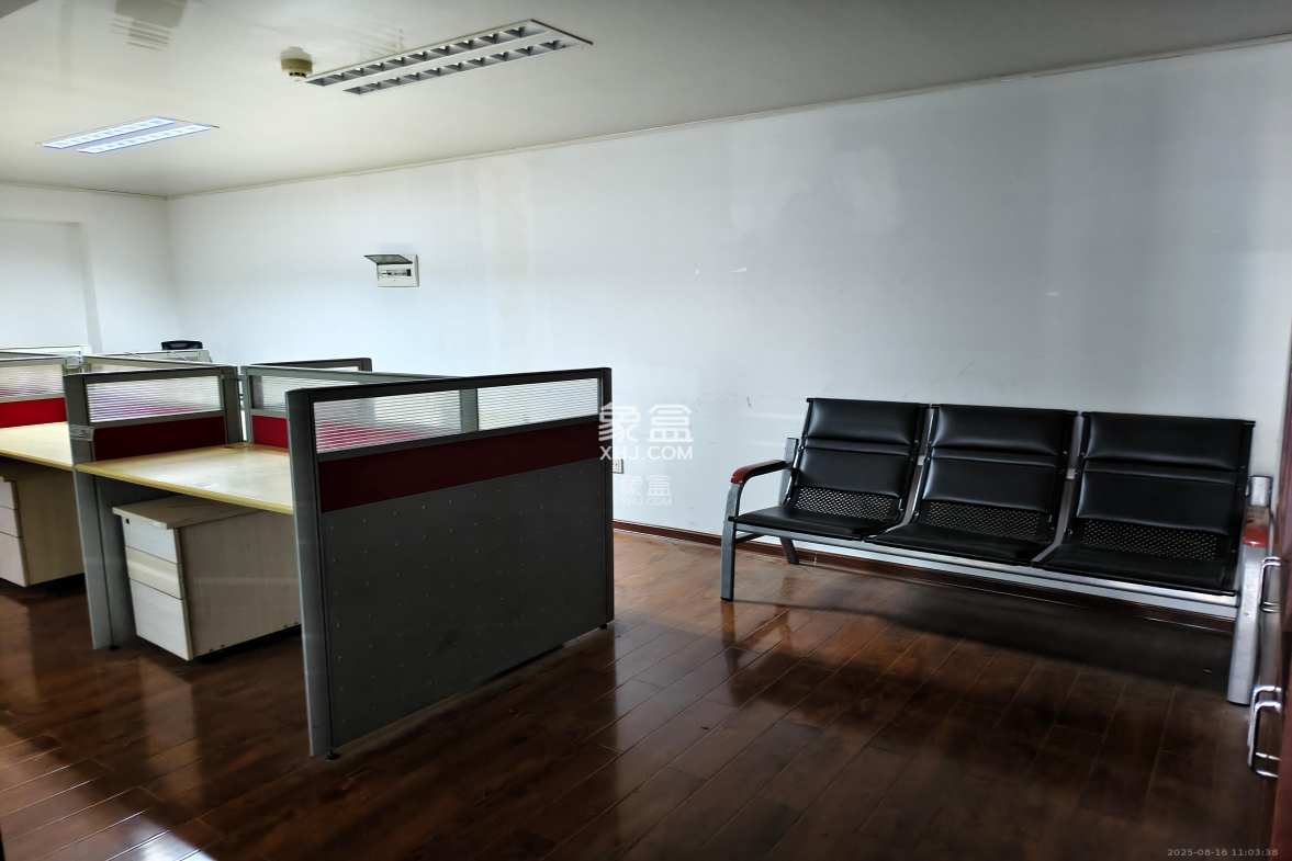 建发汇金国际 1室1厅1卫 20000.0元/月 建发汇金国际 1室1厅1卫 20000.0元/月室内图