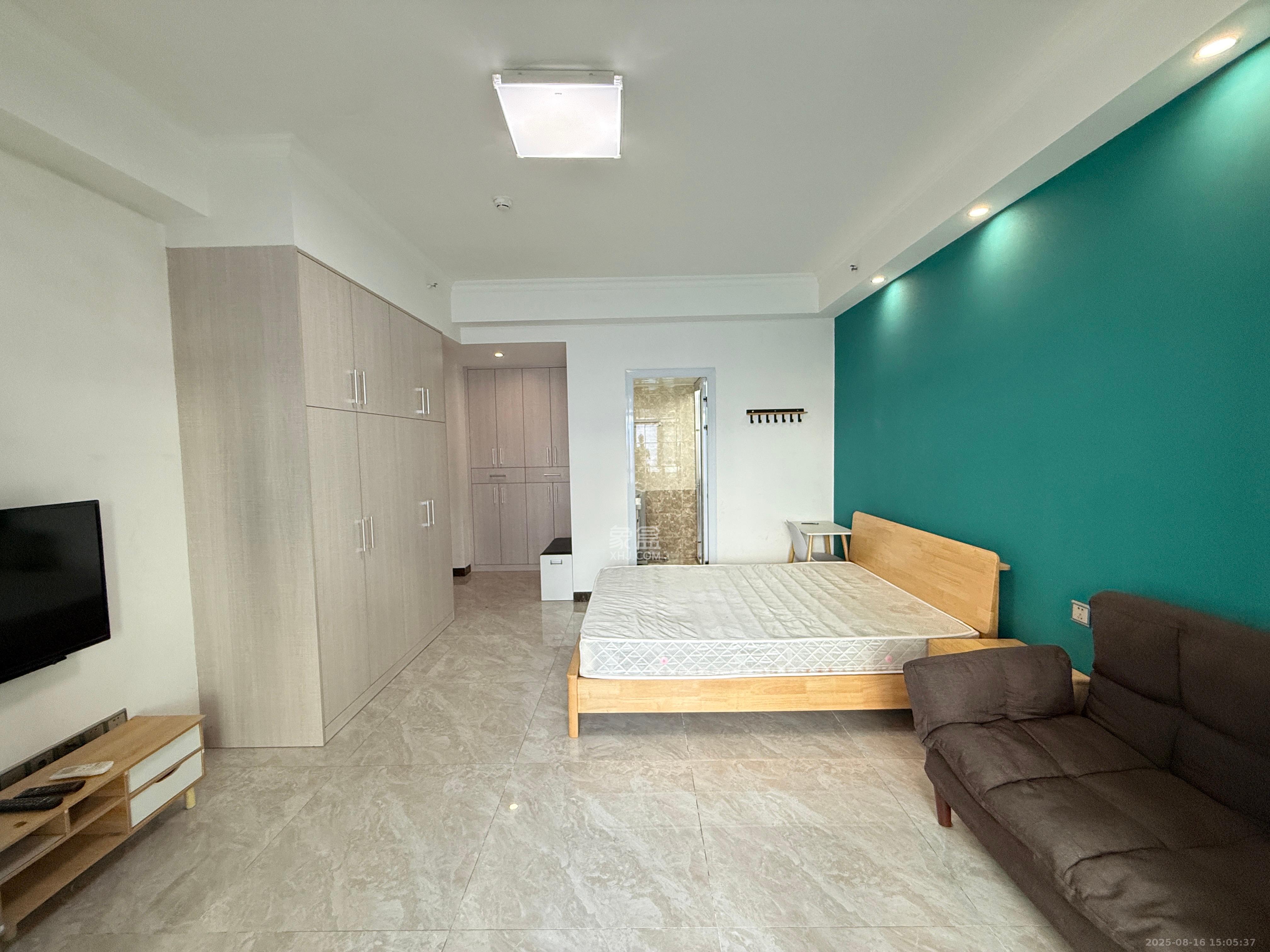 半山公馆(半山国际中心) 1室1厅1卫 2000.0元/月 半山公馆(半山国际中心) 1室1厅1卫 2000.0元/月室内图