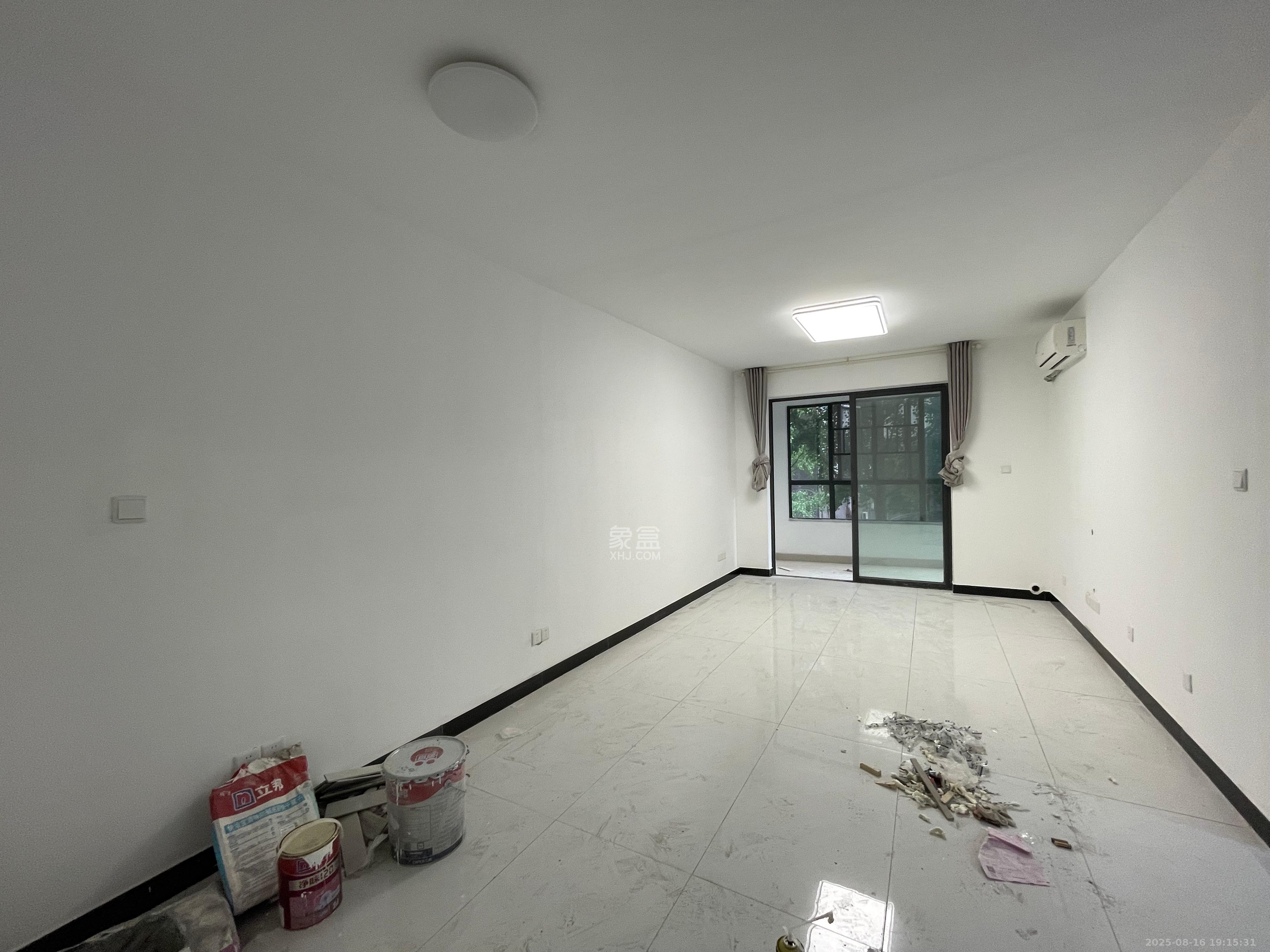 中国铁建梅溪青秀一期  3室2厅1卫   2200.00元/月室内图