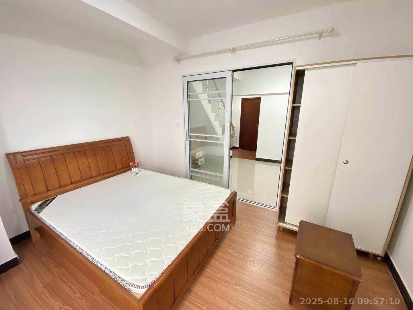 天元涉外景园B区 2室2厅2卫 1800.0元/月 天元涉外景园B区 2室2厅2卫 1800.0元/月室内图