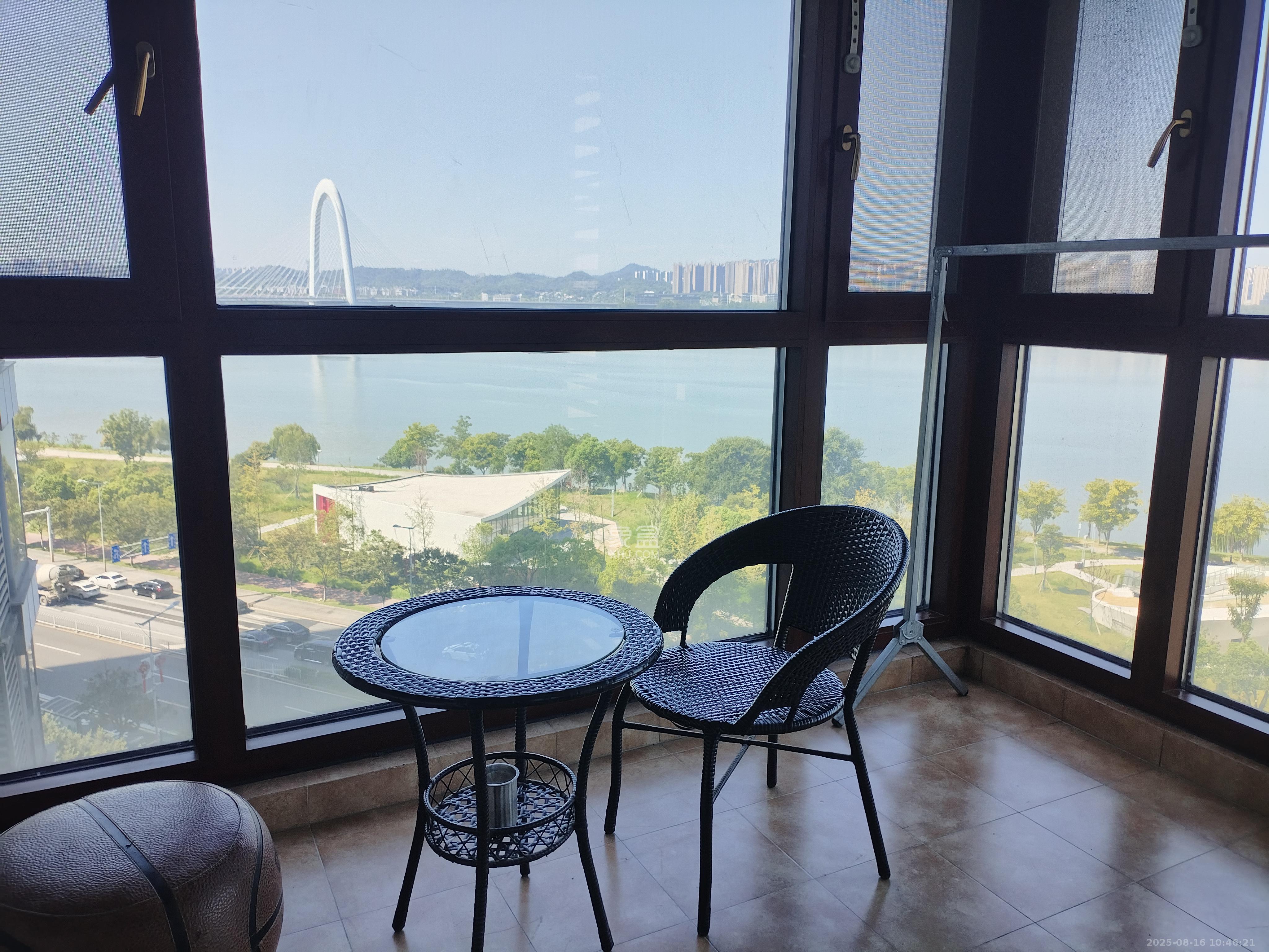 湘江壹号一二三期(创远湘江壹号) 4室2厅3卫 5600.0元/月 湘江壹号一二三期(创远湘江壹号) 4室2厅3卫 5600.0元/月室内图