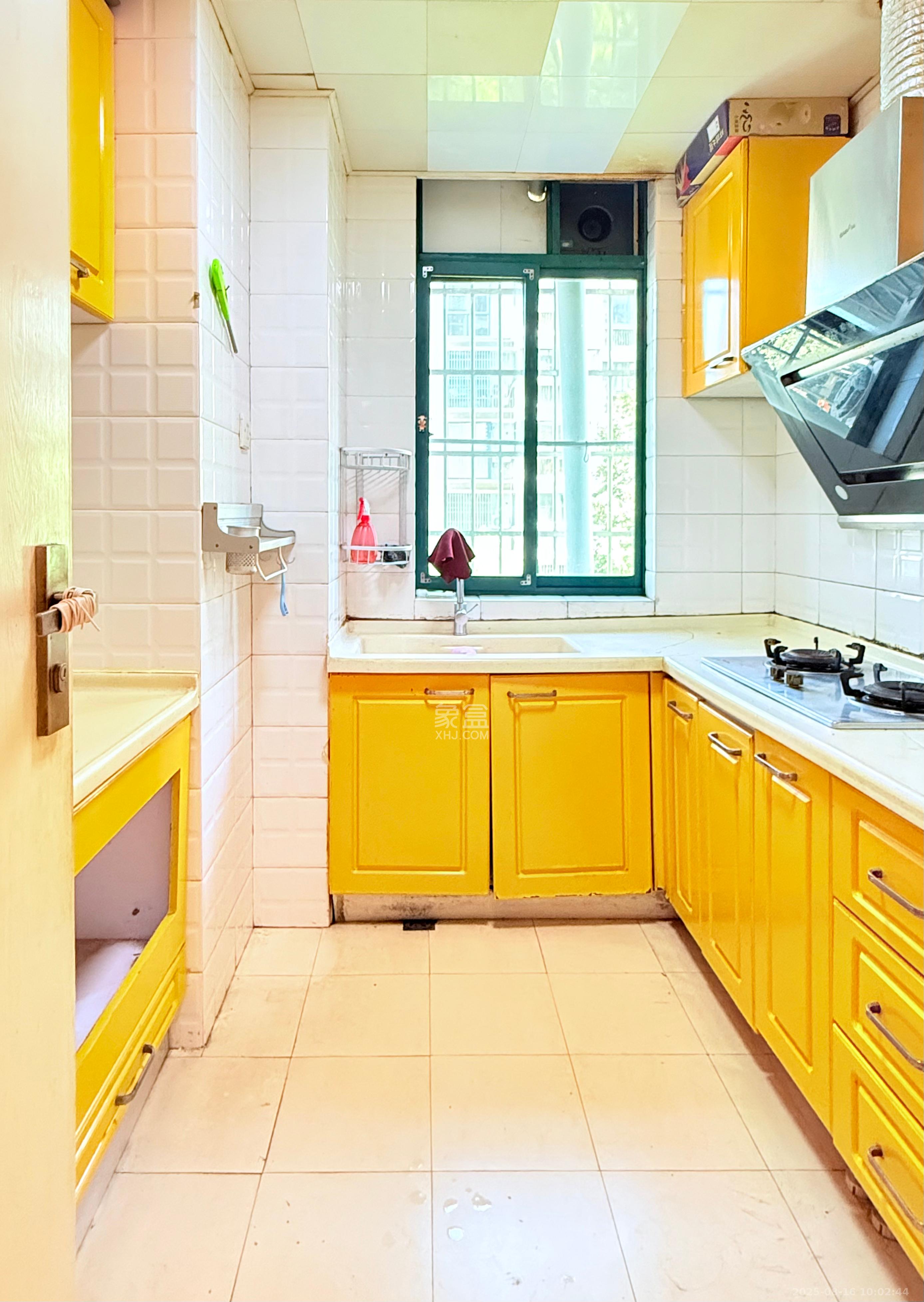 华盛家园  3室2厅2卫    2300.0元/月 华盛家园  3室2厅2卫    2300.0元/月室内图