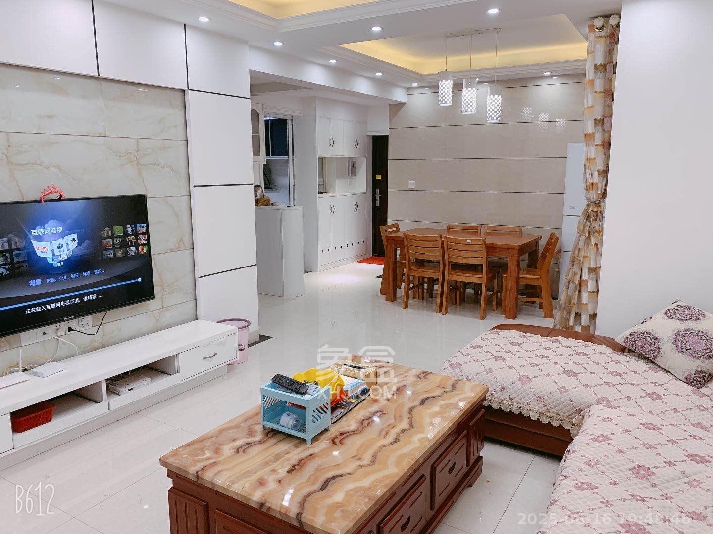 鑫科明珠  3室2厅2卫   2500.00元/月室内图
